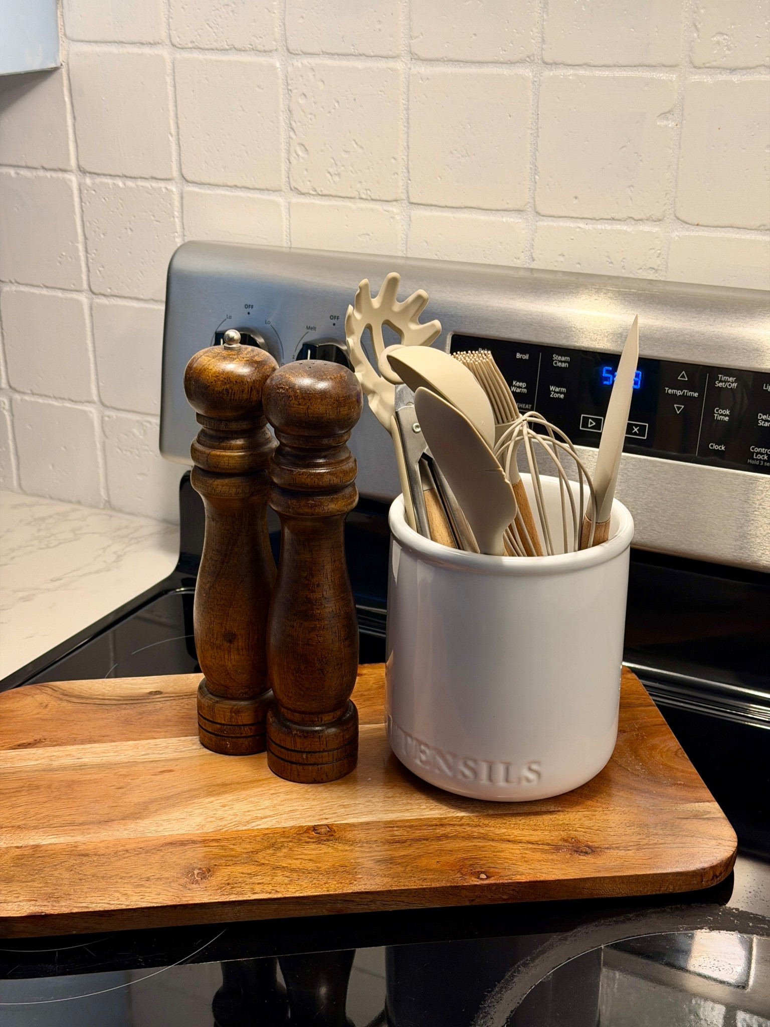 kitchen finds, kitchen sink, farmhouse sink, soap dispenser, kitchen must haves, seventh generation, absorbing drying mat, dish sponge, bamboo brush for dishes, sink caddy, sink organizer, amazon finds, amazon home, peel and stick floor tile, diy project, kitchen reno, grandmillenial, preppy, interior design

#LTKmorningroutine #LTKHome #LTKFindsUnder50