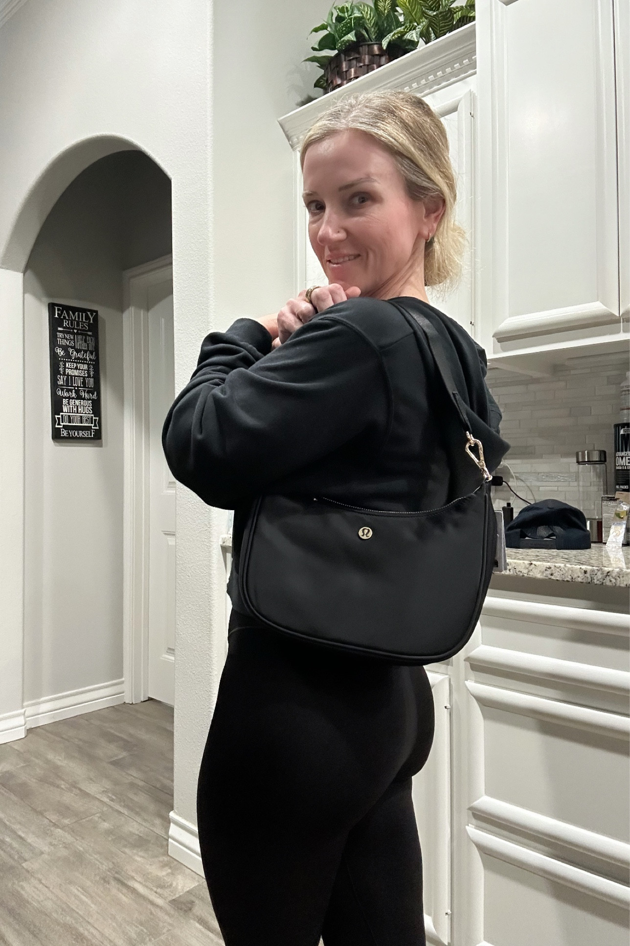 New bag 

#LTKFitness #LTKActive #LTKStyleTip