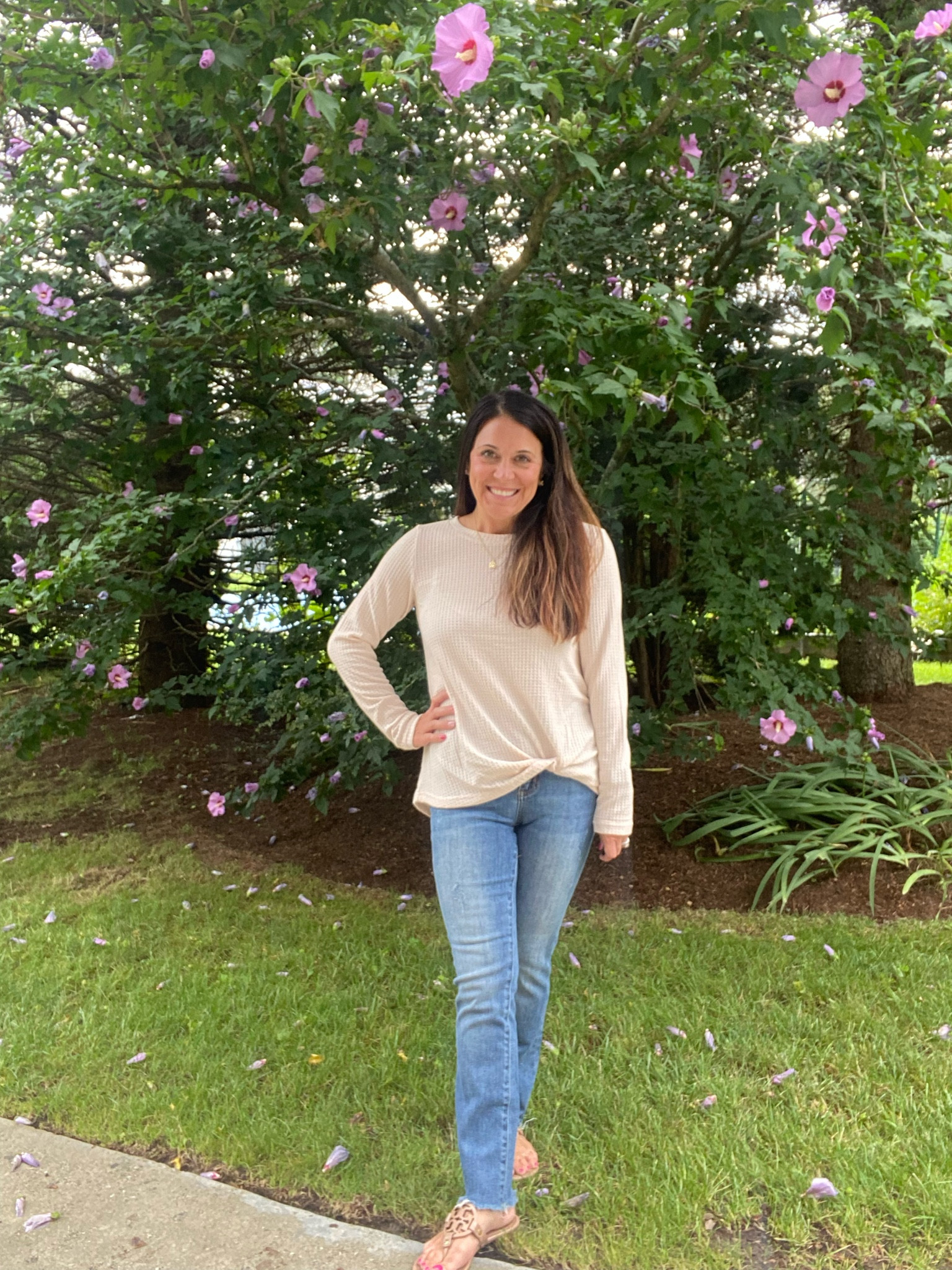 One more day of summer break here! We need to get one more back pack and then we’re officially ready! Have your kiddos gone back yet? 
This top is a good one… and while I’m at it so are these jeans! Head to my stories for more info but trust me, u need both!! 



#LTKunder100 #LTKFind #LTKstyletip