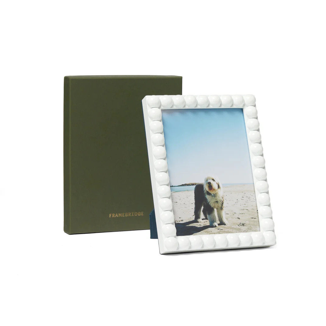 Bobbin Frame White: 6x8 | Framebridge