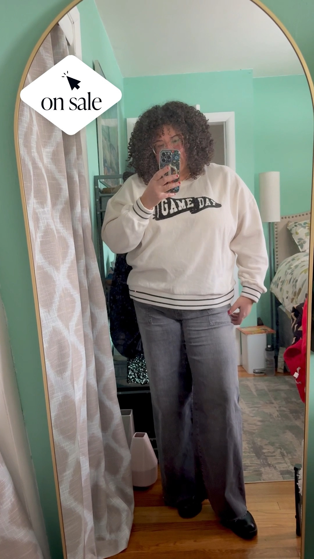 Picked up this team and sport neutral Game Day sweatshirt at Evereve as part of their end of year sale! #everevepartner

All sale is an extra 20% off right now.

My Kut from he Kloth jeans are also from Evereve! And also on sale!

I got an XL in the sweatshirt and size 14 in the jeans.



#LTKootd #LTKSaleAlert #LTKdayinmylife