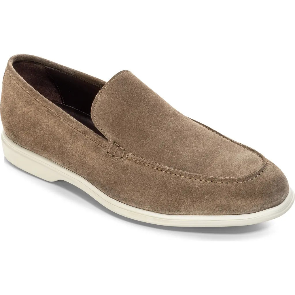 TO BOOT NEW YORK Wells Venetian Loafer in Taupe at Nordstrom, Size 11.5 | Nordstrom