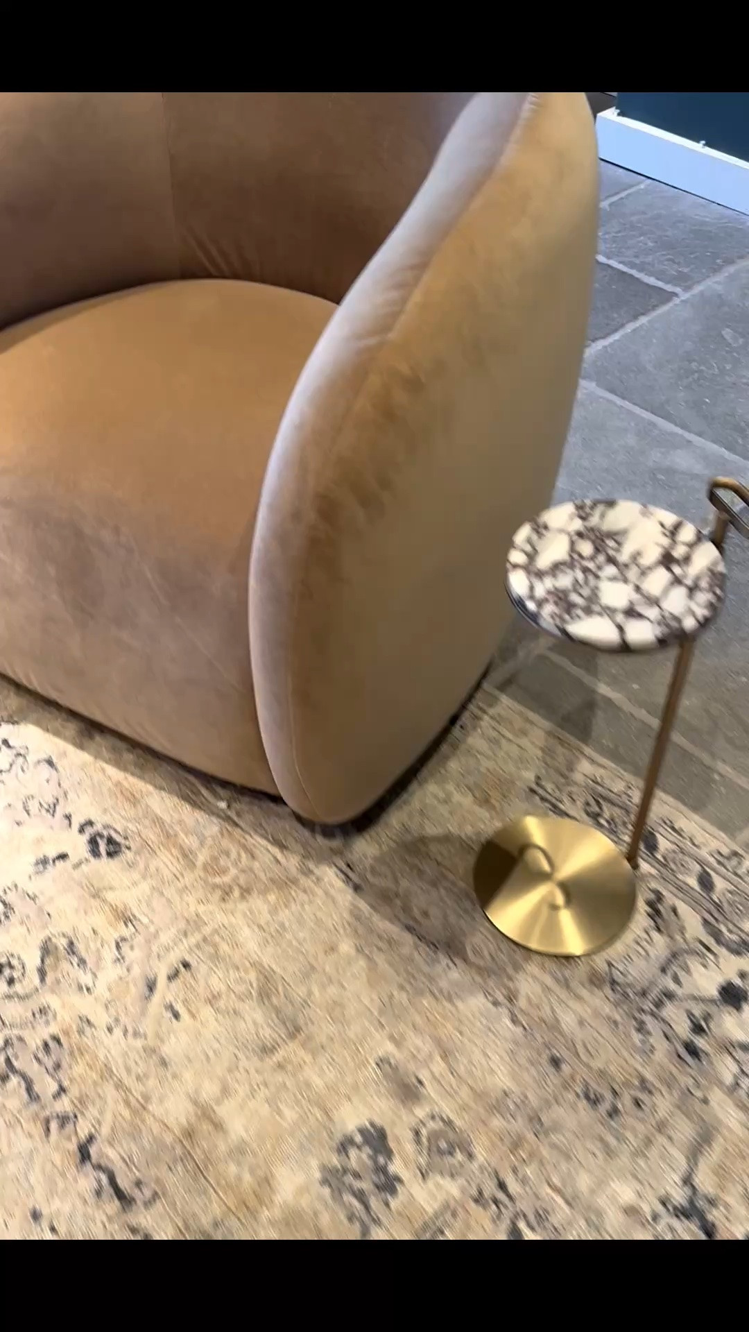 Another handpicked favorite—the Fresno Swivel Chair. ✨ I love its sculptural curves and enveloping back, bringing modern style and inviting comfort to your home. Crafted by North Carolina artisans, it features supportive cushioning and a 360° swivel—perfect for turning toward a conversation or settling in with your morning coffee.

Arhaus up to 50% off ends today!

#FresnoSwivelChair #SwivelChair #AccentChair #LivingRoomDecor #ModernStyle #EverydayLiving #Arhaus

#LTKHome #LTKSaleAlert #LTKdayinmylife #LTKHome #LTKSaleAlert