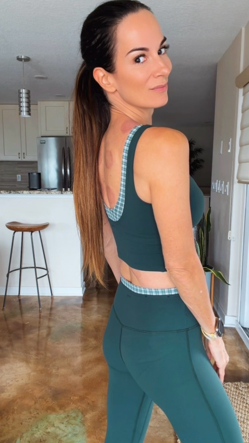 #AbercrombiePartner Fall wardrobe, Florida edition. 💚 This green Abercrombie set with plaid trim is such a cute way to bring in fall without committing to sweater weather. Add the coordinating zip hoodie and the whole look comes together. Linking the pieces here so you can recreate it!

@abercrombie

#LTKdayinmylife #LTKfitnessgoals #LTKActive