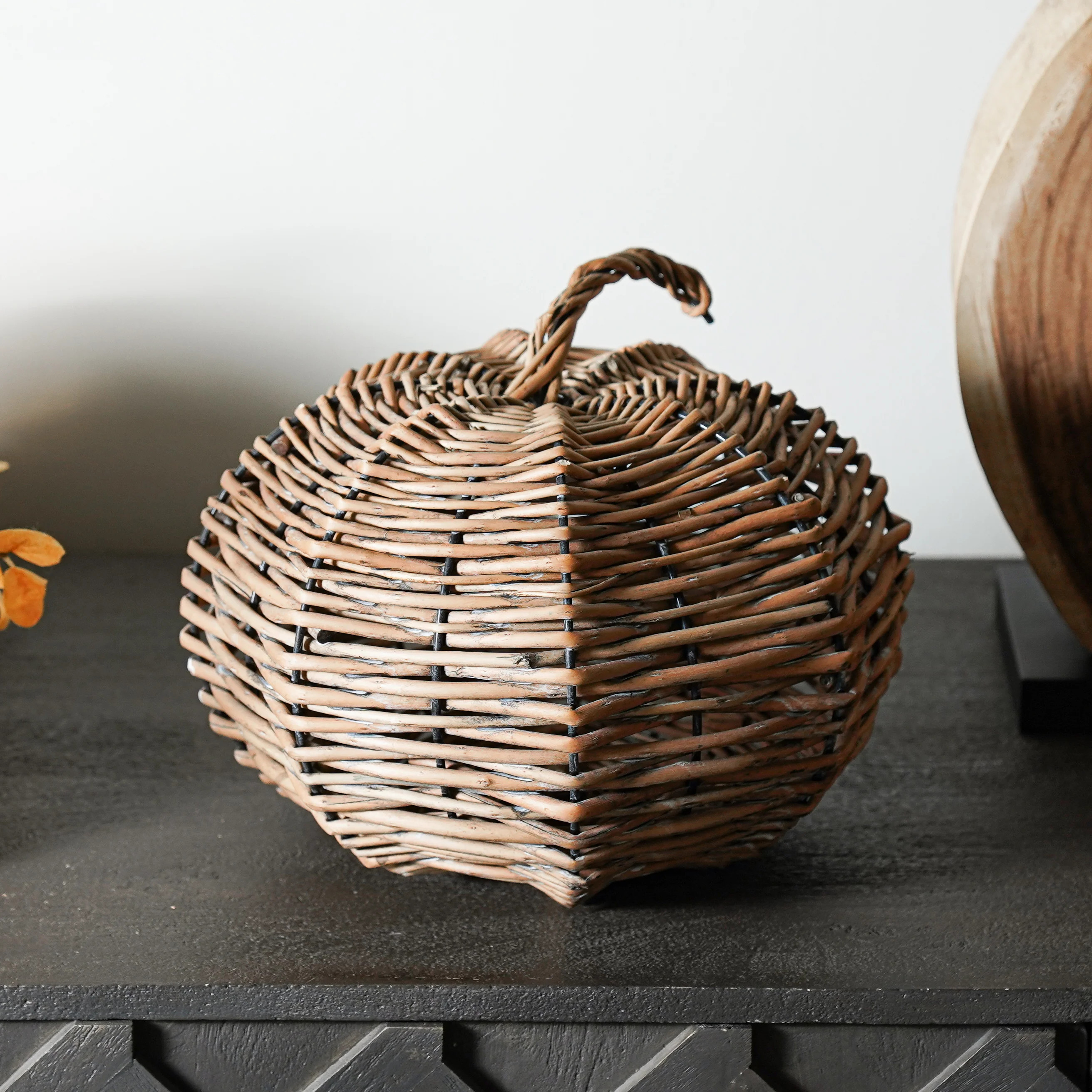 Willow Pumpkin | MJHome