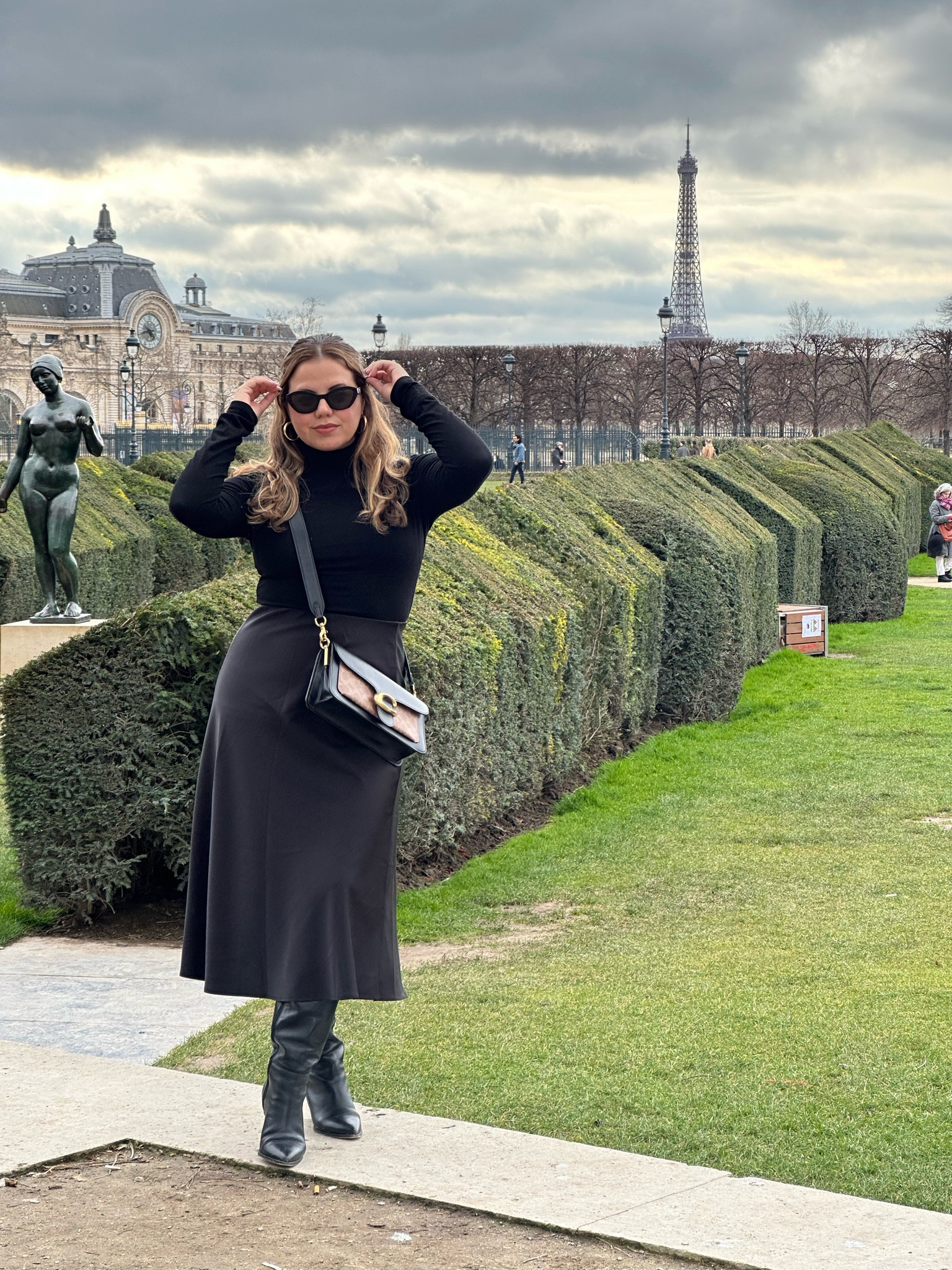 all black outfit in Paris 🖤 #paris #parisoutfit #marchinparis 

#LTKSeasonal #LTKeurope #LTKtravel