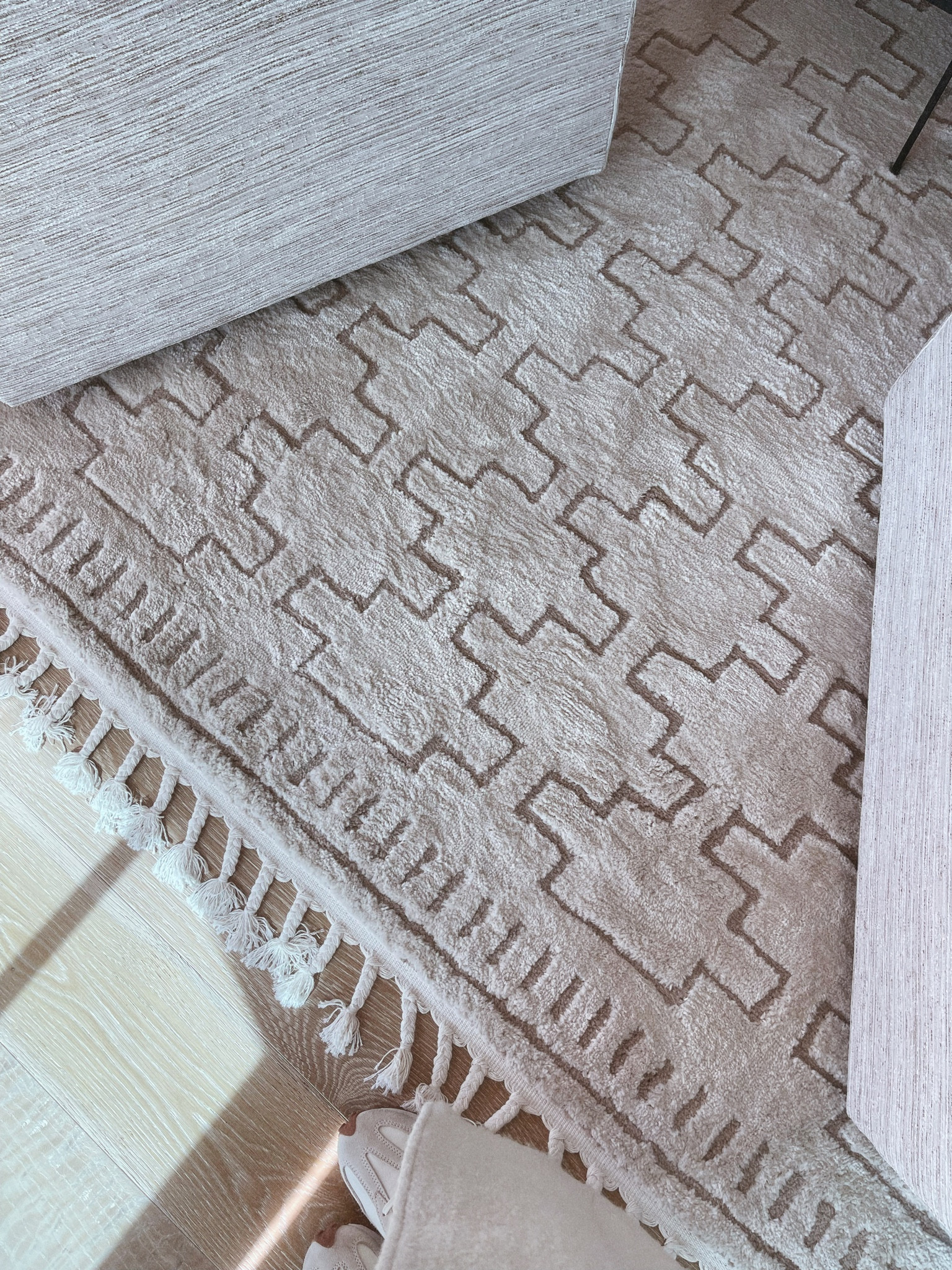 Neutral patterned rug 

#LTKhome