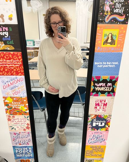 We’ve reached the “leggings are pants for work” stage. At least I’m comfortable 🤷🏼‍♀️

Shirt L
Leggings Maternity M
Shoes 7

#LTKworkwear #LTKbump #LTKmidsize