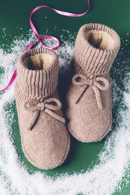 Bombas Gripper Bootie Slippers | Anthropologie (US)
