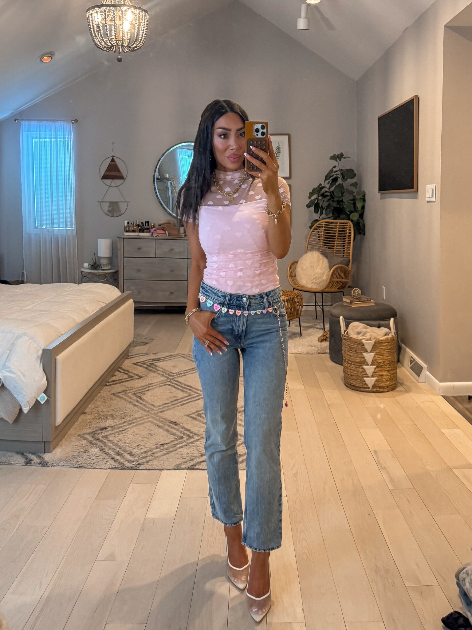 Valentine’s Day ootd🩷❤️🧡💛💜💚

Pink mesh heart bodysuit- wearing size S
H&M jeans- size 2
White mesh slingbacks- TTS or slightly big 

#LTKootd #LTKValentine #LTKgrwm