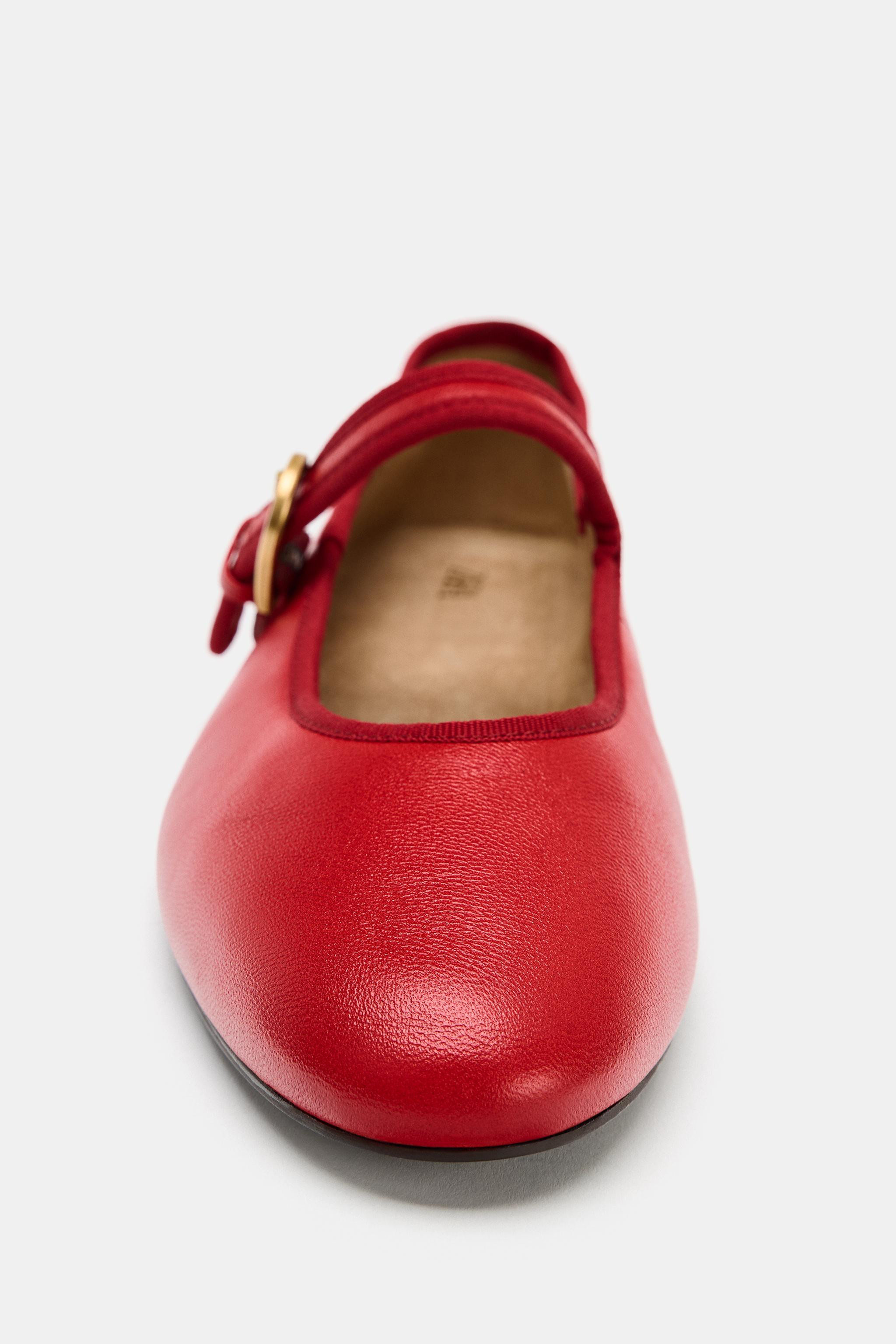 FLAT LEATHER BALLET FLATS | Zara US
