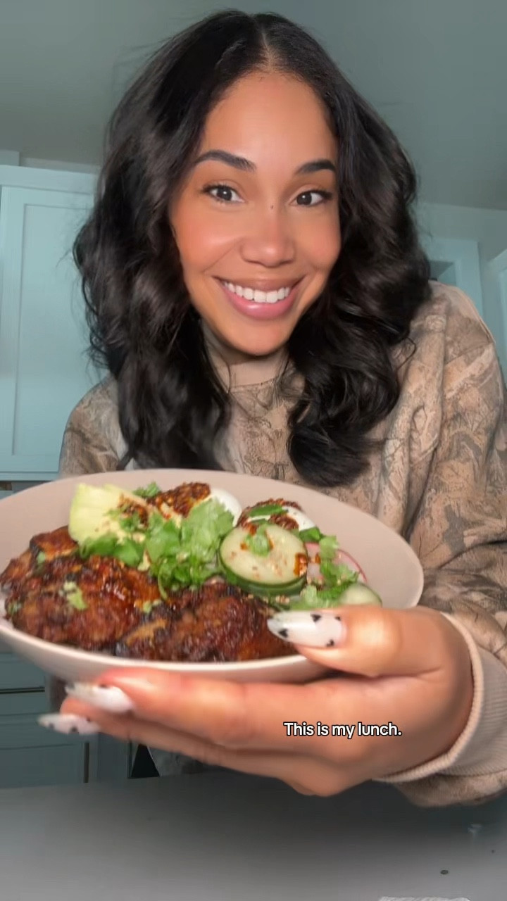 Want brunch? Just add an egg to your dinner leftovers from the night before 🤭 this was bomb 🙌🏾🍳🍗🍚🥒🌶️ #lunch #lunchtime  

#LTKHome #LTKfoodie #LTKdayinmylife