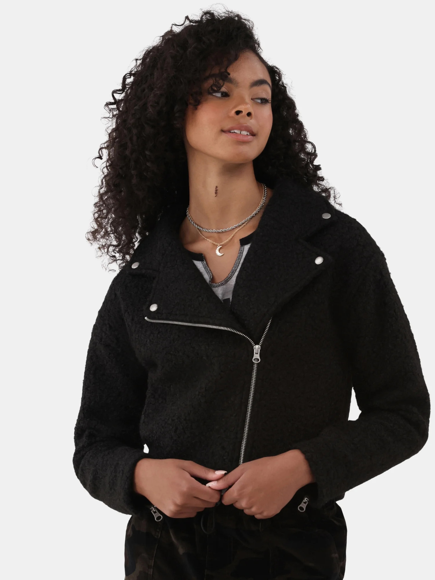 No Boundaries Asymmetric Zip Faux Shearling Moto Jacket, Women's and Women's Plus - Walmart.com | Walmart (US)