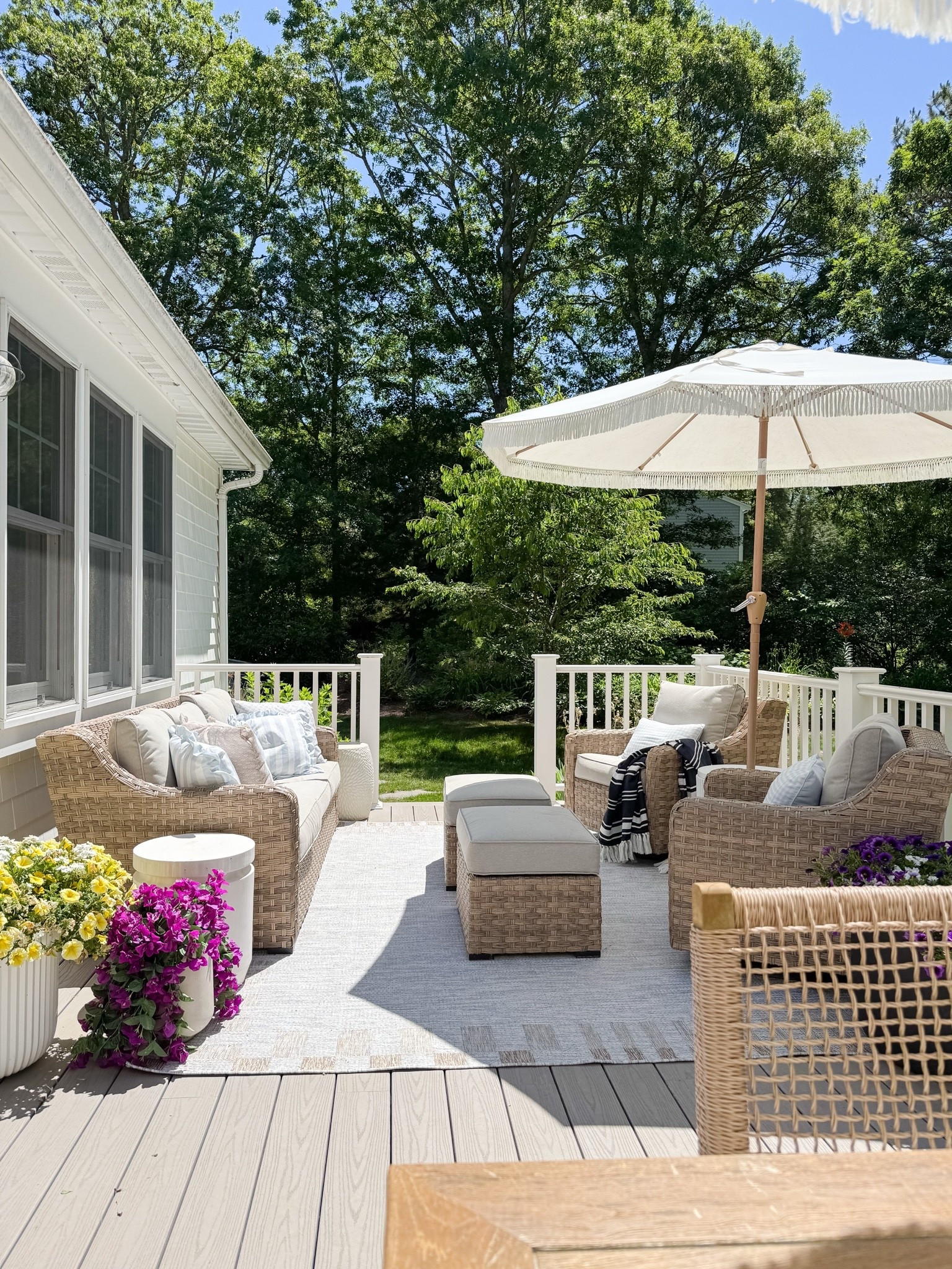 Outdoor Patio Styling 

Home  Home decor  Home favorites  outdoor styling  outdoor patio  patio styling  outdoor decor 
Outdoor furniture  patio furniture  coastal home decor  coastal home

#LTKHome #LTKSeasonal