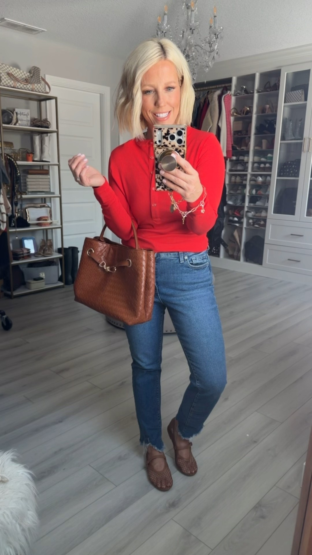 I love a good Henley! Makes for the perfect simple outfit!!!
⬇️⬇️⬇️
Top small
Jeans size 6
Shoes TTS

#LTKootd #LTKSeasonal #LTKOver40