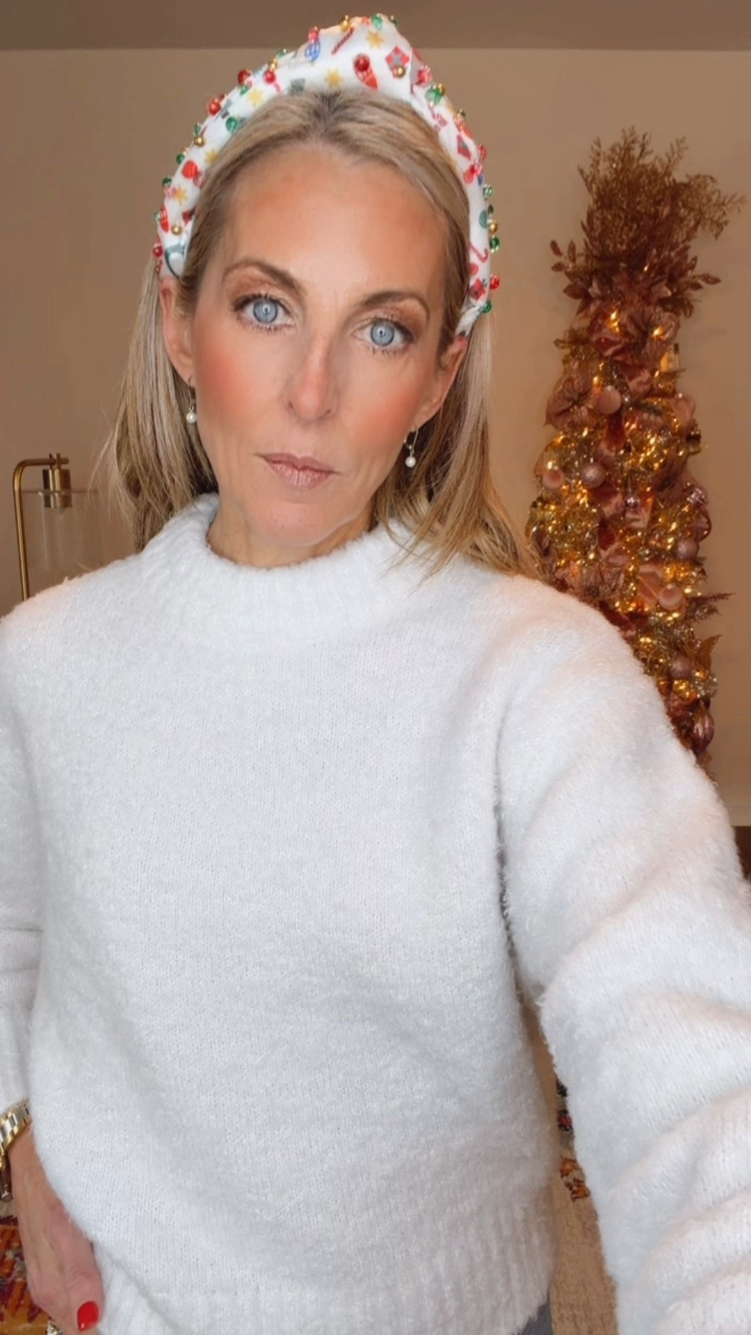 Frosty the Snowman Day… but make it teacher-cute and under $25. ☃️ Today’s theme in Learning Land is Frosty the Snowman, and I understood the assignment 🤍❄️ Comment SNOW to get this whole $25 winter look sent to YOU!

This $19 Free Assembly mock-neck sweater is the perfect winter white—soft, fuzzy, and cozy with a subtle sparkle that feels festive without trying too hard. The drop shoulders, slight waist taper, and shorter length make it universally flattering and easy to wear all day at school.

I paired it with these Scoop pearl-detail jeans, on sale today for $22, plus comfy sneakers to keep things practical for work, errands, and everything in between. Cute, cozy, and classroom-approved—this is how you do theme days without sacrificing style ☃️✨



#LTKgrwm #LTKdayinmylife #LTKootd