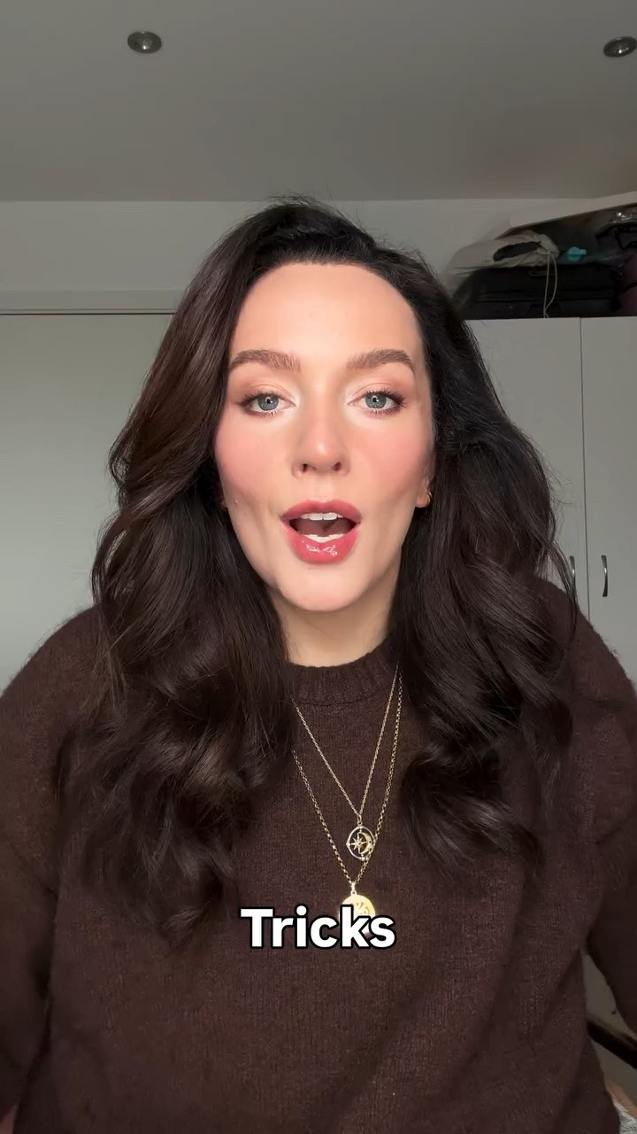 THIS TRICK SCARED MY MASTERCLASS GUESTS BUT - IF USED RIGHT, YOU’LL HAVE THE BEST LASHES OF YOUR LIFE! 

Applying a little heat to your lash curlers acts like a curling wand for your lashes, test the heat, apply and you’re good to go! 

For best effects, you need good tools. I love -
@tweezermanuk Lash Curlers
@maybelline Sky High Mascara

Trust me, you’re about to unlock a lash lift effect that lasts all day! I use this trick on mascara/beauty campaigns where retouching is a NO GO, and it works - everytime 👏 

If you have stubborn lashes, this one’s for you. 

Let me know how you get on and follow along for more Tips & Tricks Tuesdays! 

#makeuptips #bestmascara #eyelashes #makeuptutorial

#LTKbeauty #LTKuk #LTKsummer