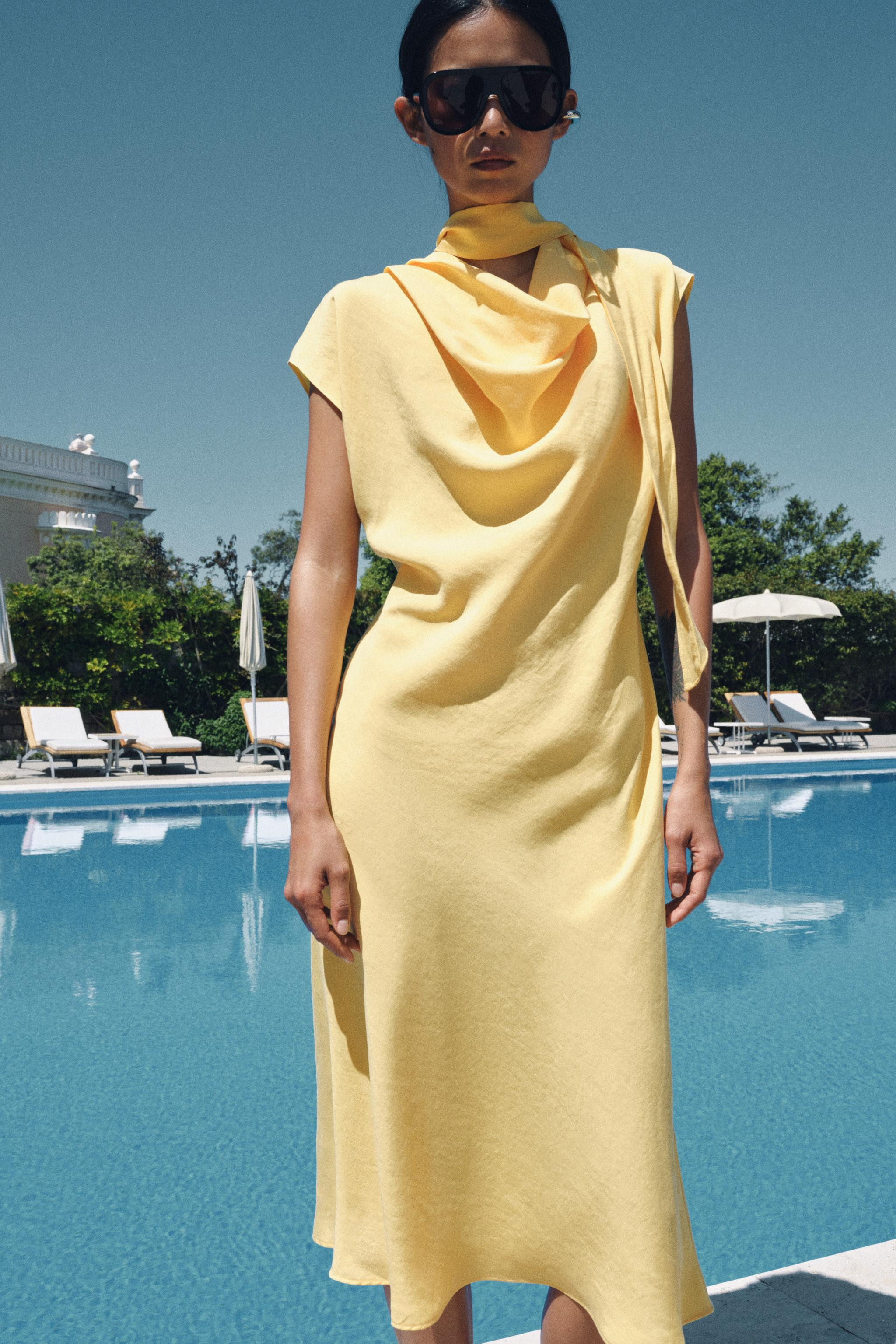 ZW COLLECTION FLOWY MIDI DRESS | Zara US