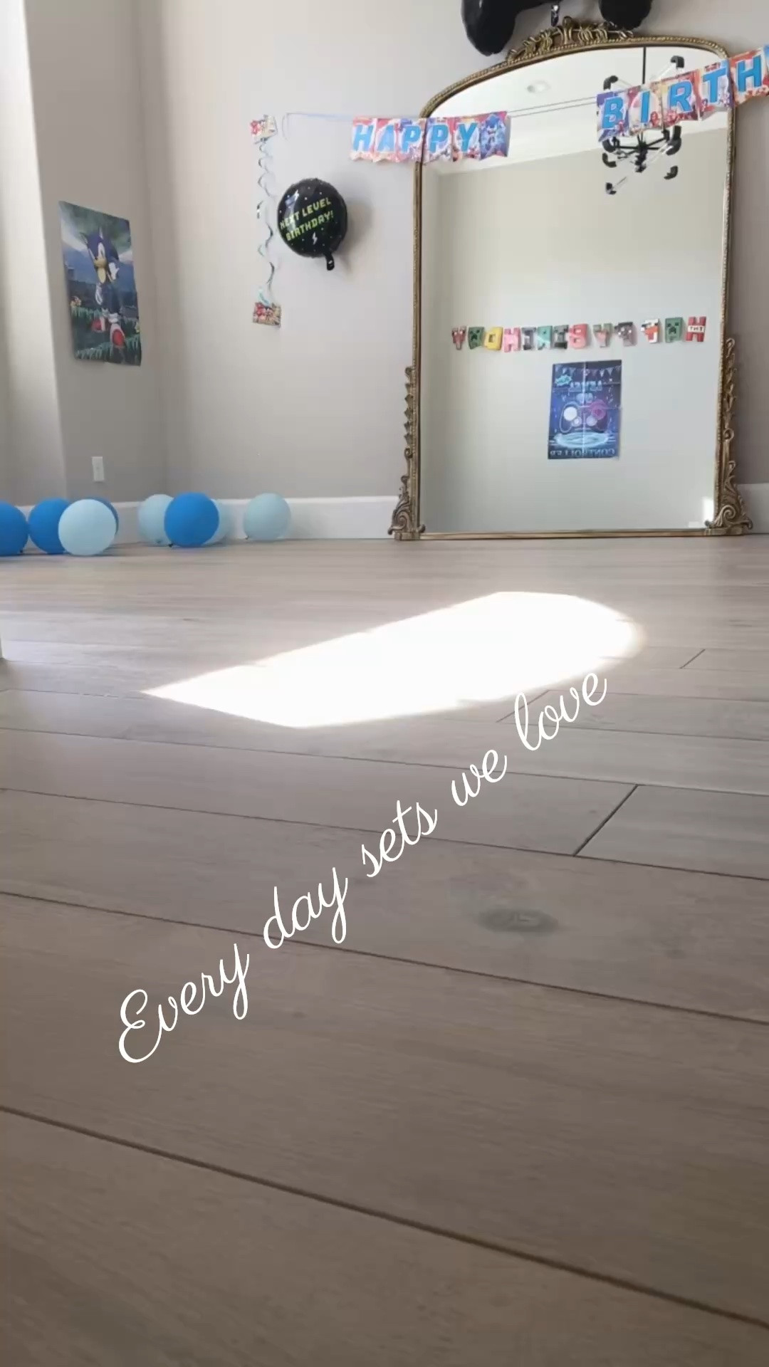 Every day sets the Mom’s in the community love!! 

Join the show Entrepreneur Parents Podcast ! Xoxo