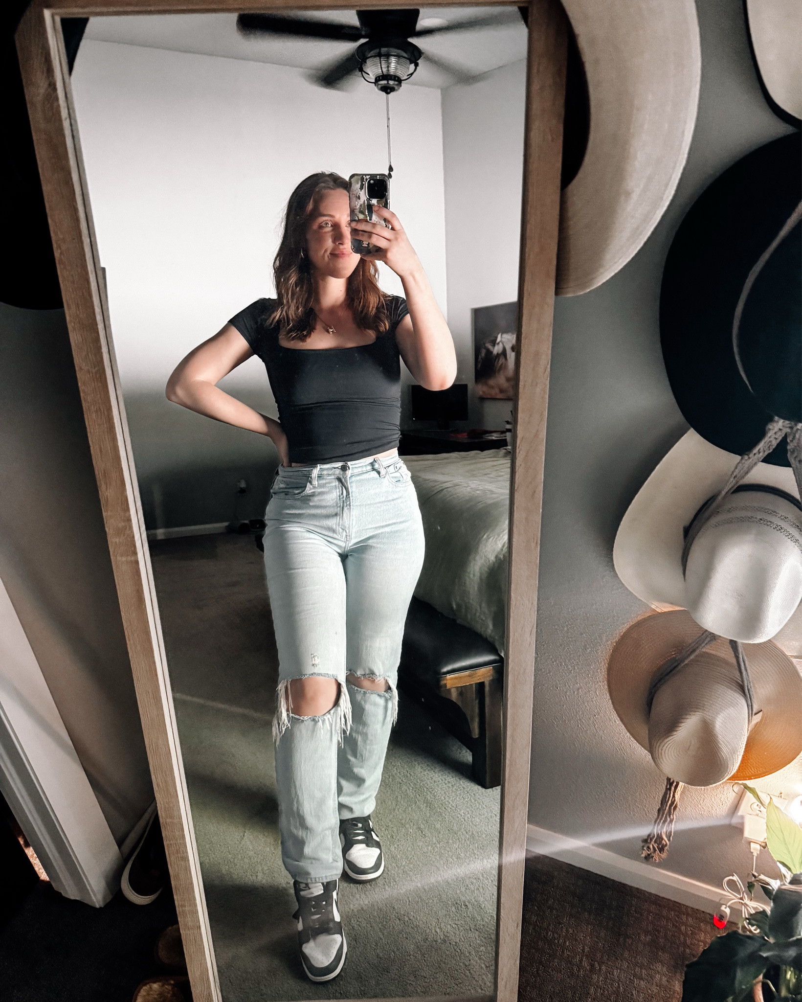 Basics that I will never let go of 🖤

#LTKStyleTip