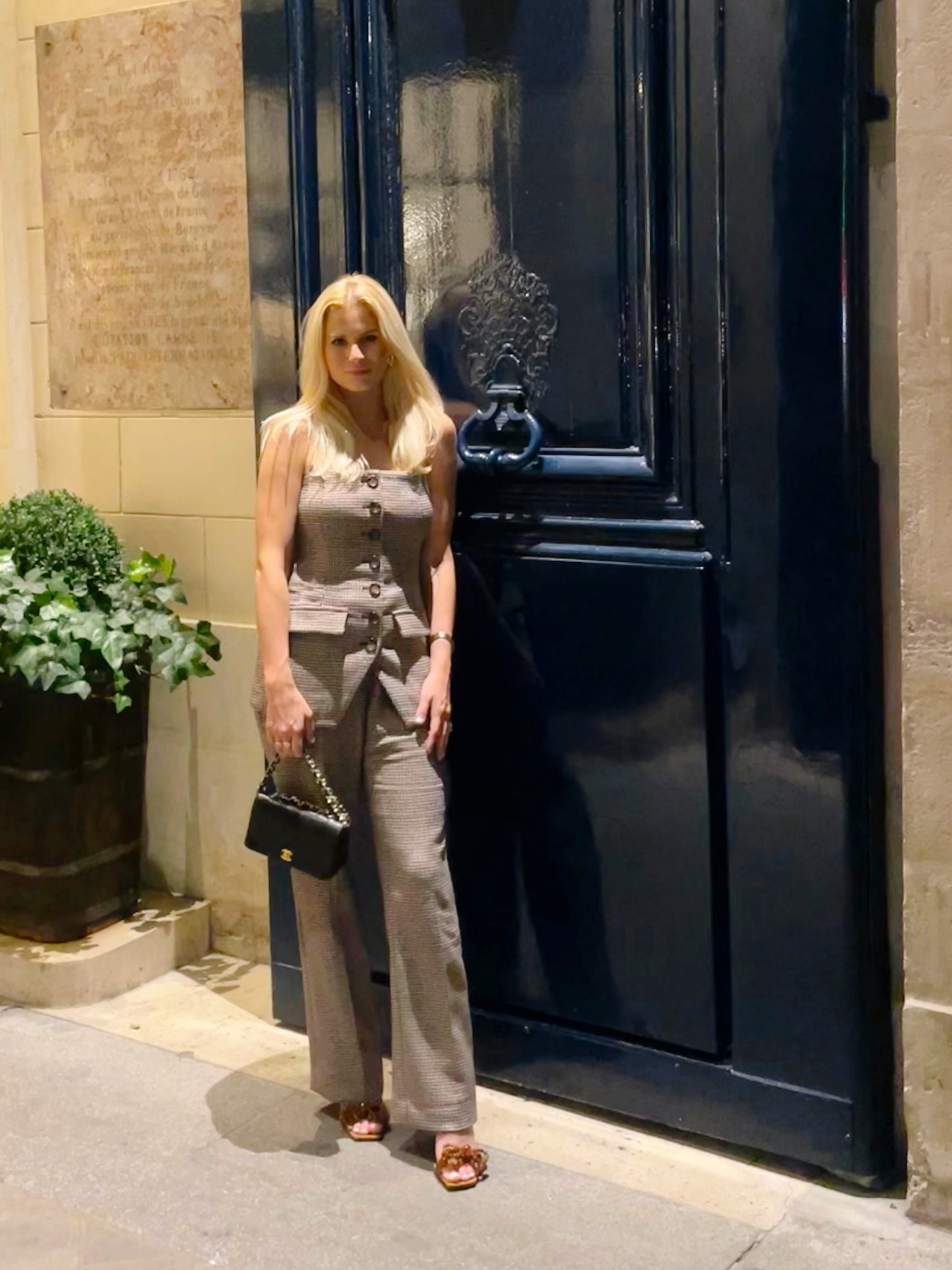 Chic fall outfit inspo.

#LTKstyletip #LTKHoliday #LTKSeasonal