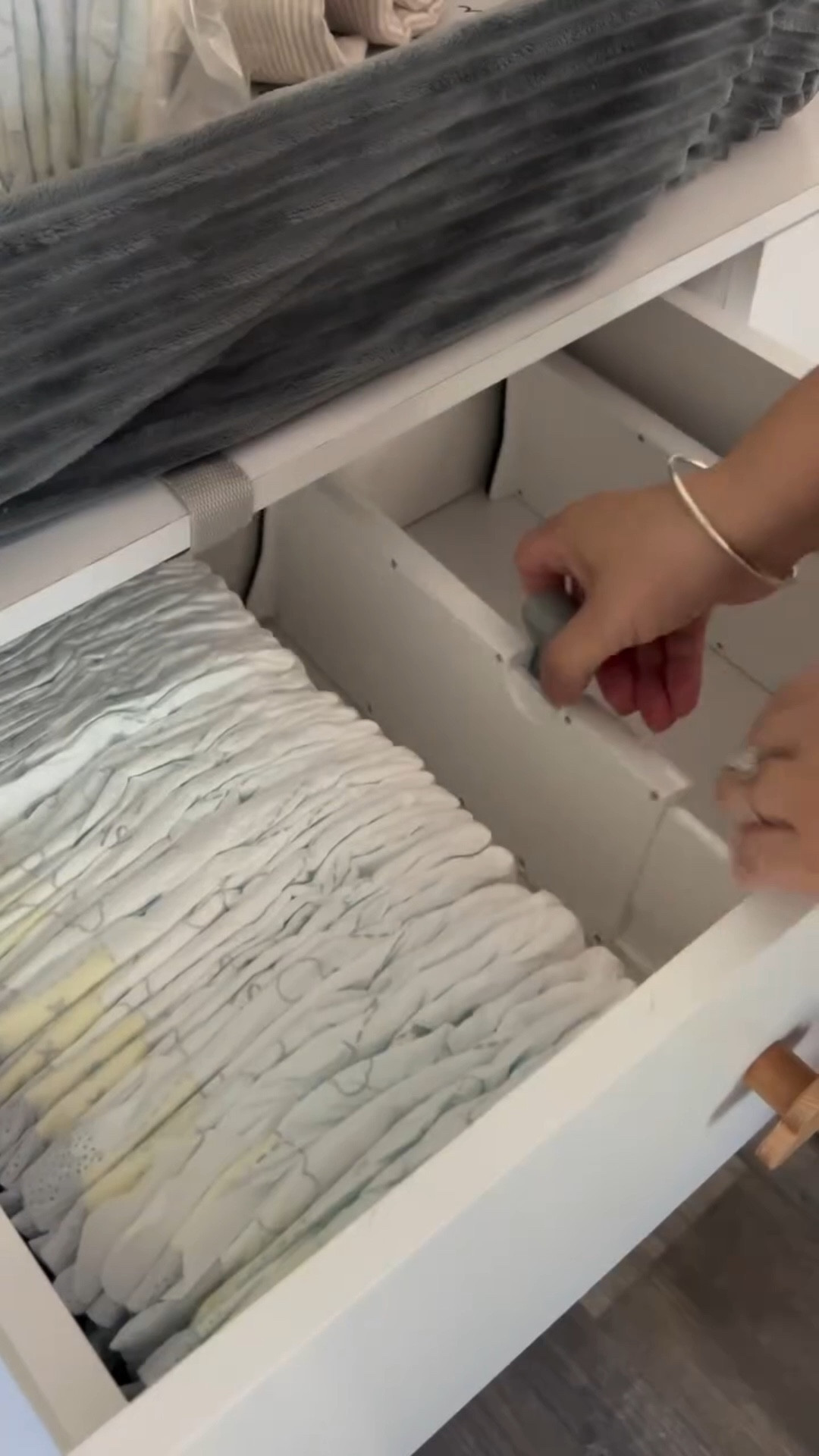 ✨💫 I can’t believe hes already a size 3 😭 my mama heart cant take how quick hes growing. 

#blessed #restock #momlife #asmr #momsoftiktok #explore #fyp #mom #reels #reels #love #changinstation #diaperstation #motherhood #baby