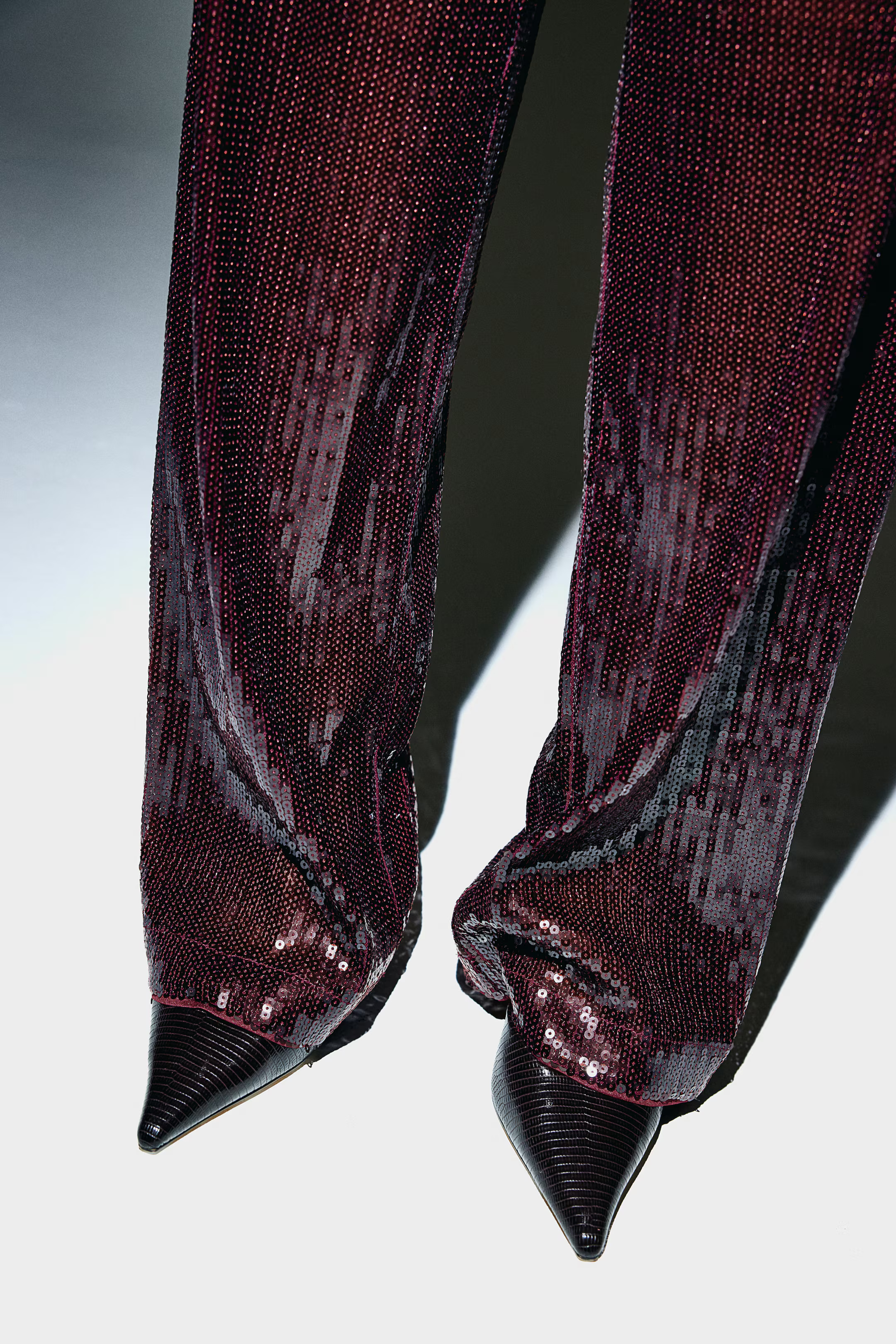 Sequined trousers - Burgundy - Ladies | H&M GB | H&M (UK, MY, IN, SG, PH, TW, HK)