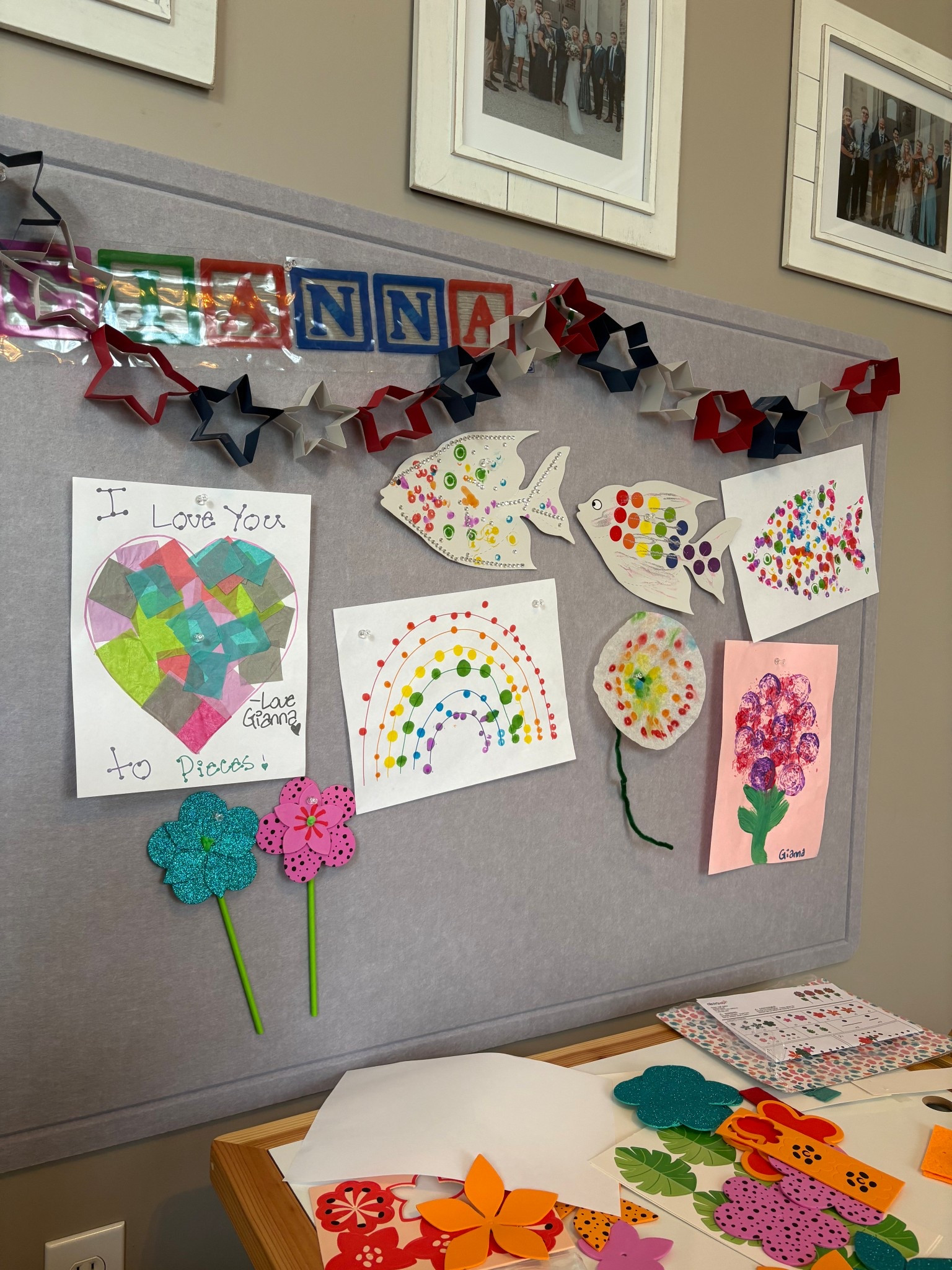 We are loving our new felt board from lightomorrow! The best part about it is that it doesn’t require nails to hang up and sticks to the wall instead ☺️ Perfect to display our little one’s crafts! 

#LTKHome #LTKKids #LTKFamily