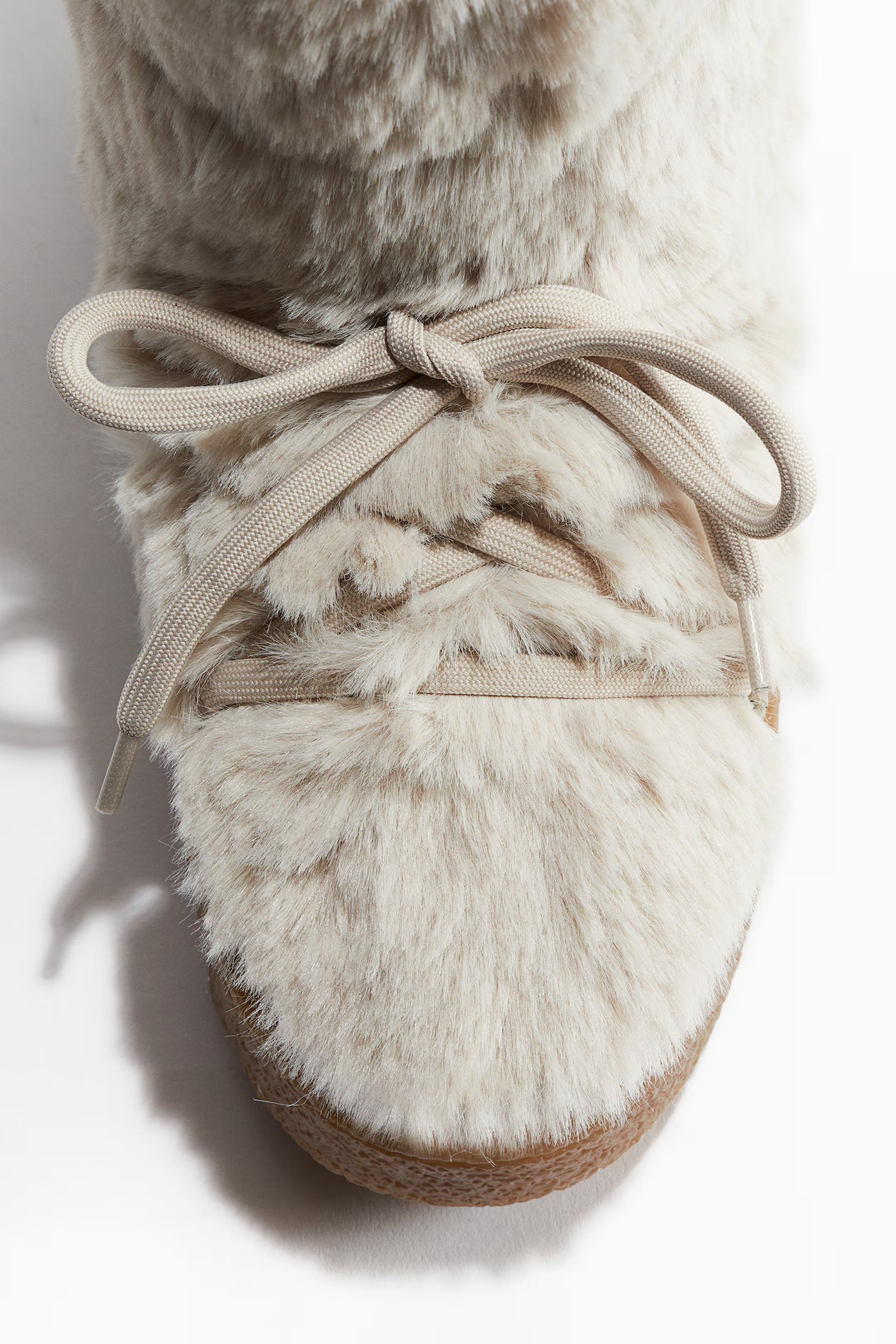 Fluffy warm-lined boots | H&M (UK, MY, IN, SG, PH, TW, HK)