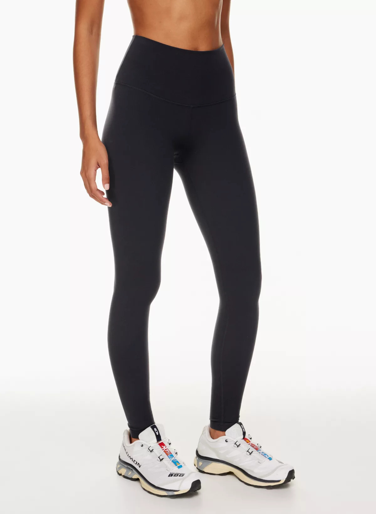 TNABUTTER™ CHEEKY HI-RISE LEGGING | Aritzia