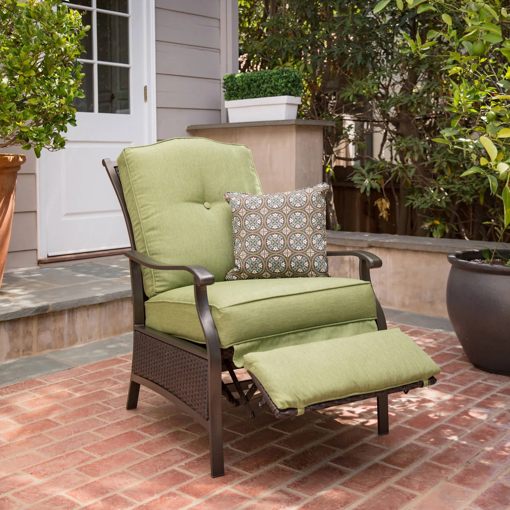 Better Homes & Gardens Providence with Cushion Wicker Outdoor Lounge Chair - Green | Walmart (US)