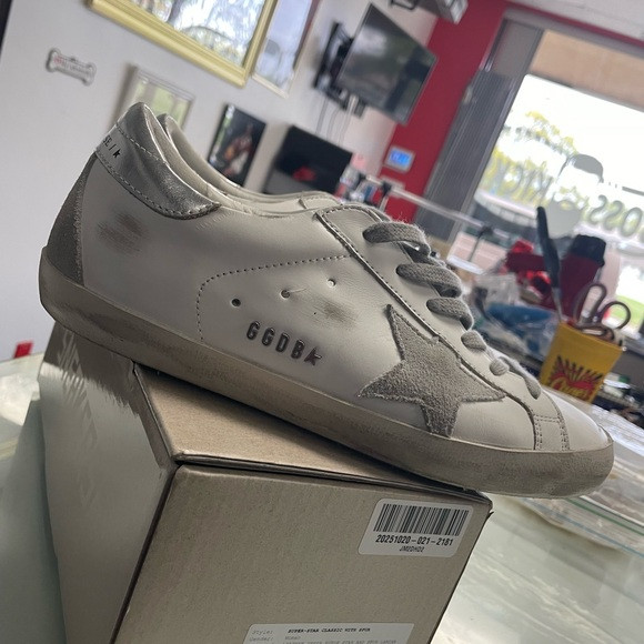 Golden Goose Deluxe Brand Women's Superstar Sneaker White Grey 39 Low Pre Owned | Poshmark