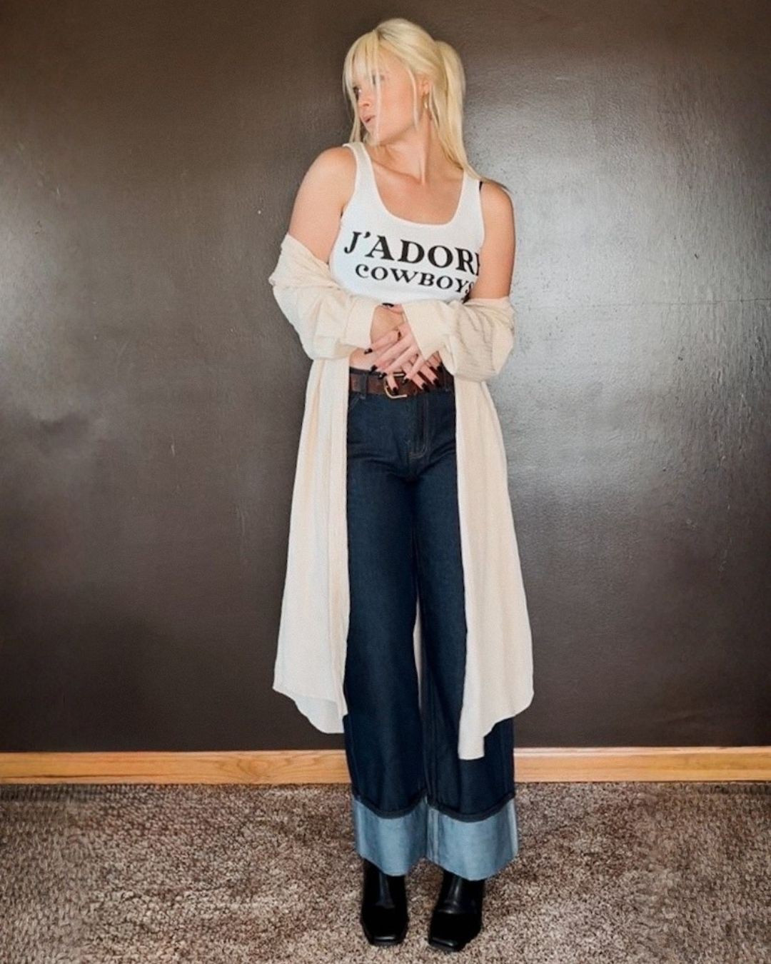 Effortless layers, everyday confidence 
This is my throw-it-on-and-go kind of fit — comfy, put together, and very much living-in-it approved.
Linked everything so you can recreate the vibe!

#LTKootd #LTKSeasonal #LTKgrwm