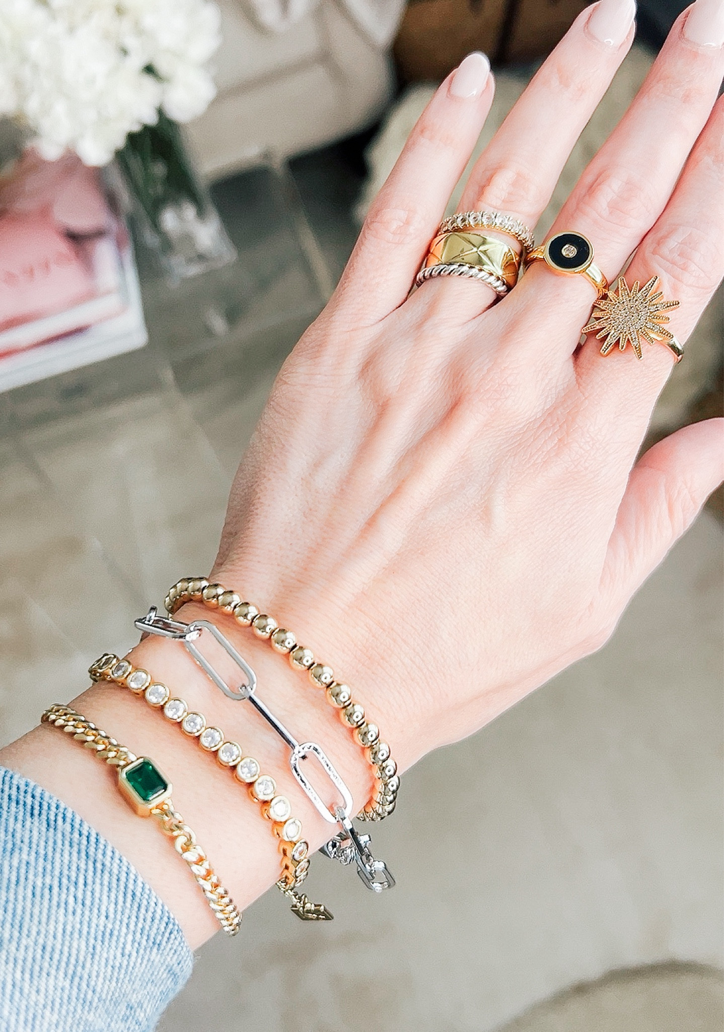 Todays jewelry 
Aurate code: MAREE30
SORU jewellery code: MAREE15
Miranda Frye code: ALITTLEBITETC 

#LTKOver40