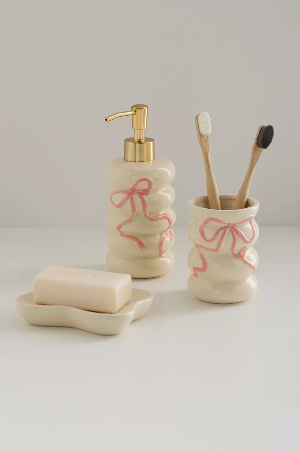 Bow Bath Tumbler | Urban Outfitters (US and RoW)