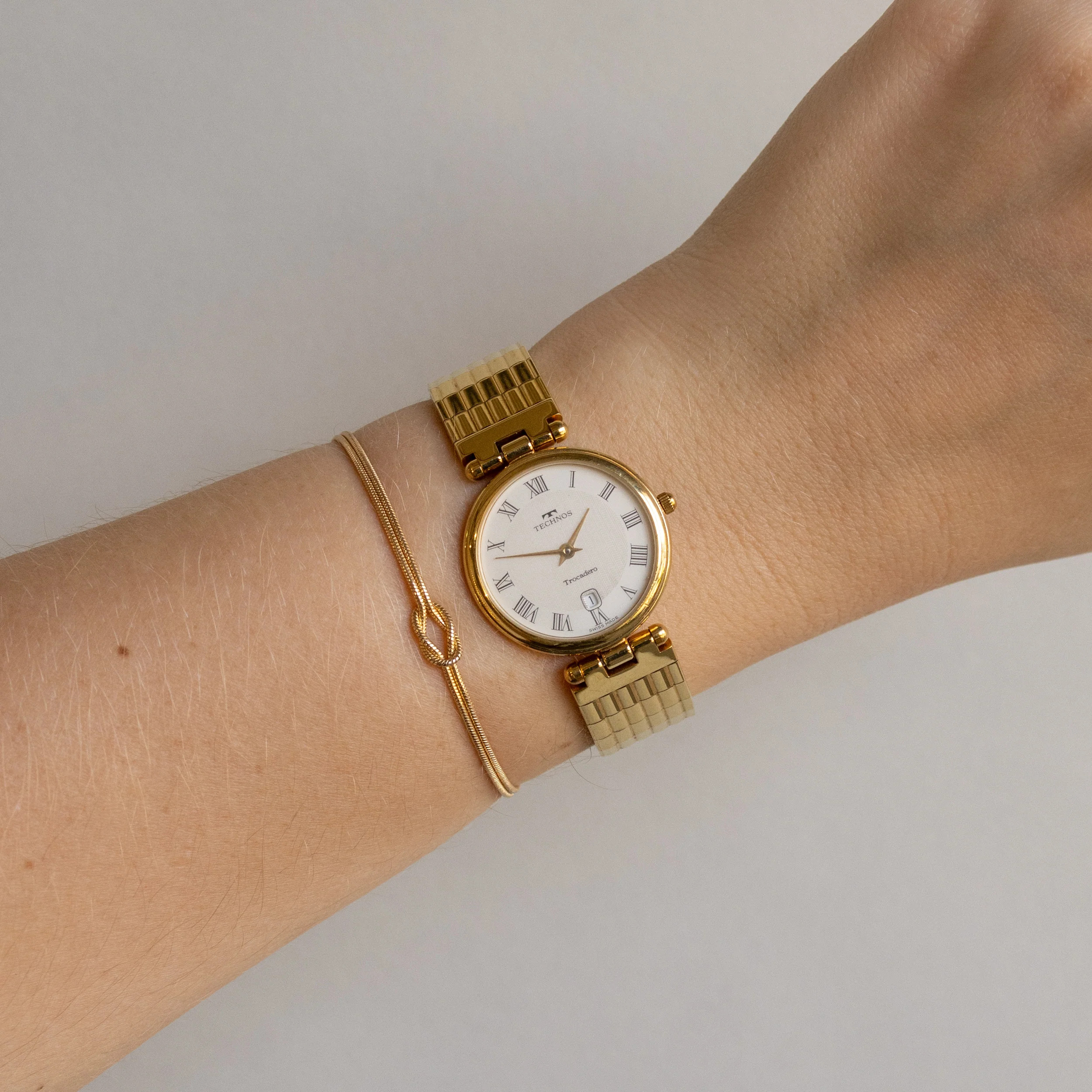 Vintage Technos Swiss Round Gold Watch | Caitlyn Minimalist