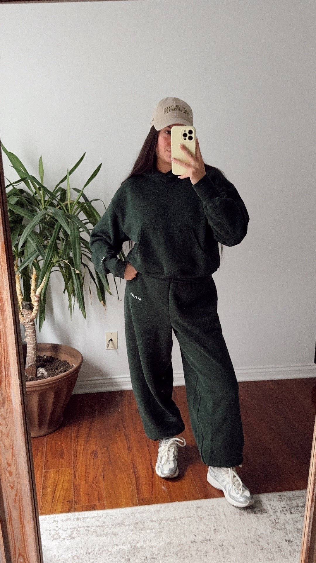 Sweats season is back! These are the ones for the season 🤌🏼 make sure you get the baggy fit in the bottoms. Both pieces run very oversized. Consider sizing down one size in each to get that perfectly tailored vibe. 

(Green top is sold out, most other colors still available.) 

TOP: Size XS 
BOTTOMS: Size S 



#LTKGiftGuide #LTKootd #LTKFindsUnder50