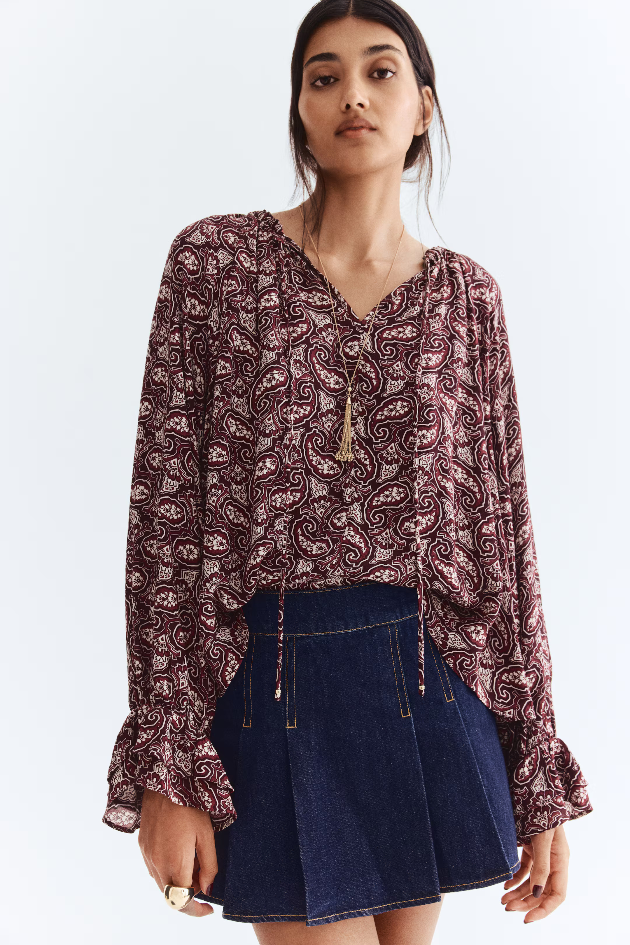 Ruffle-Sleeved Blouse - Burgundy/paisley pattern - Ladies | H&M US | H&M (US + CA)