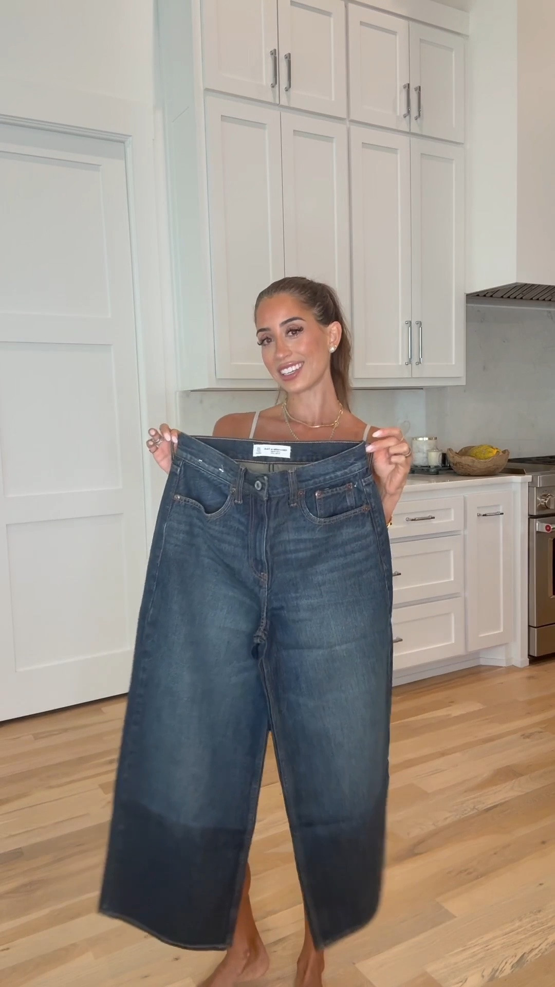 High rise wide leg jeans size 23s or 23xs run looser. Trending jeans on sale code DENIMAF

#LTKPetite #LTKSaleAlert