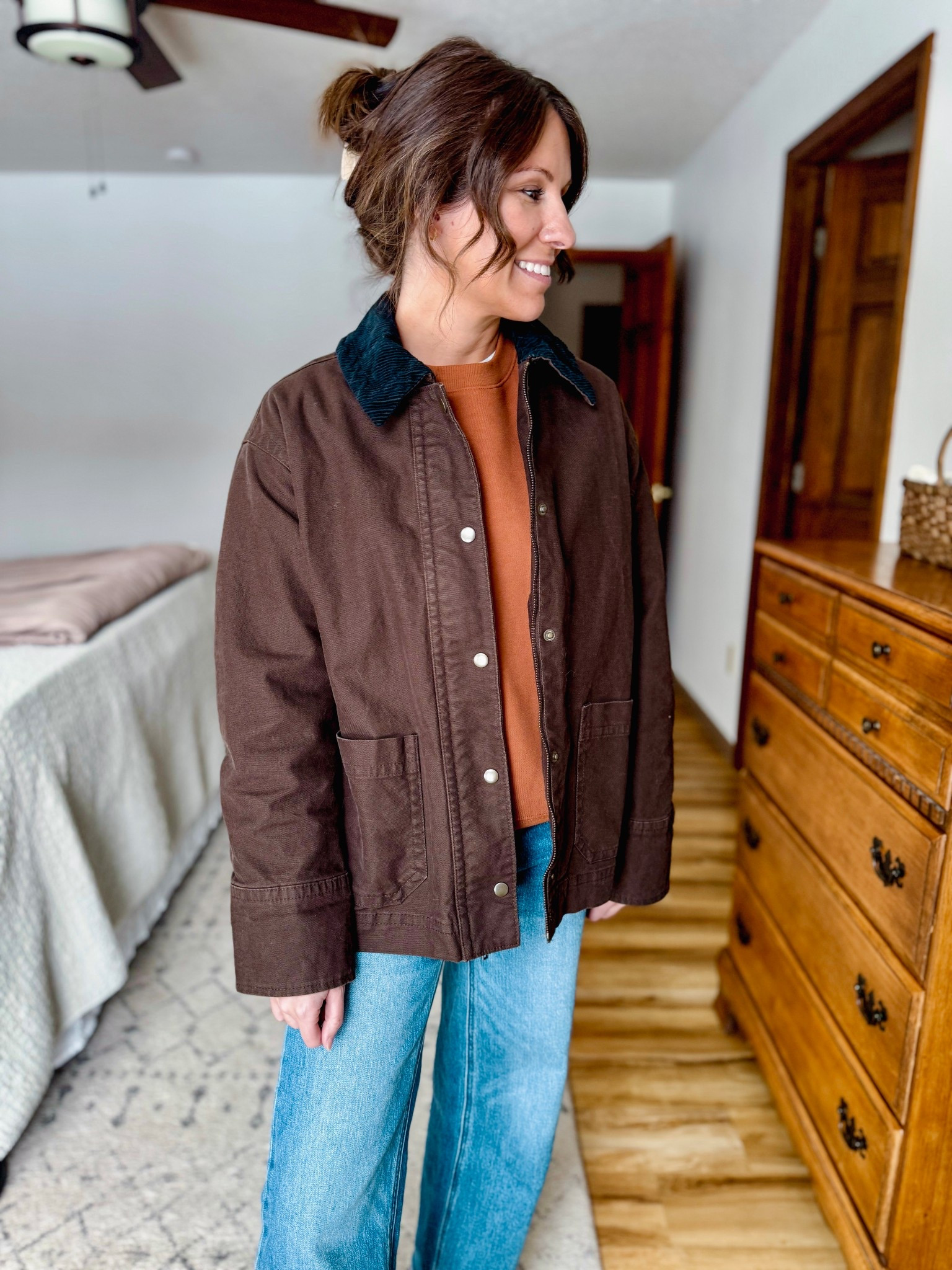 My barn jacket is sold out but I love it so much🤎🖤
! I found some similar options. My size is xs!

#LTKPetite #LTKFindsUnder100 #LTKSeasonal