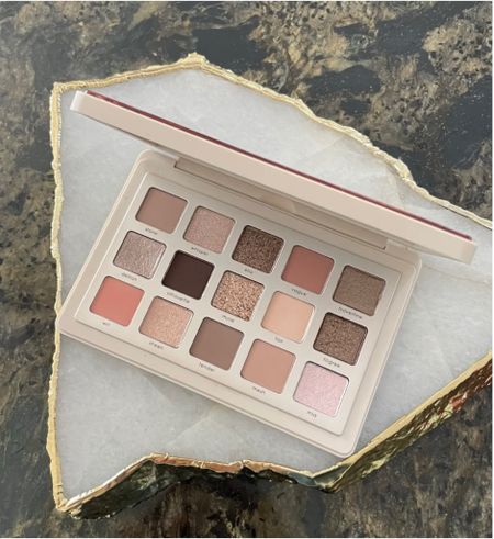Natasha Denona I Need a Nude Eyeshadow Palette is my new favorite every day palette. Full review and swatches on Jenniferdeanbeauty.com  

#LTKwedding #LTKbeauty