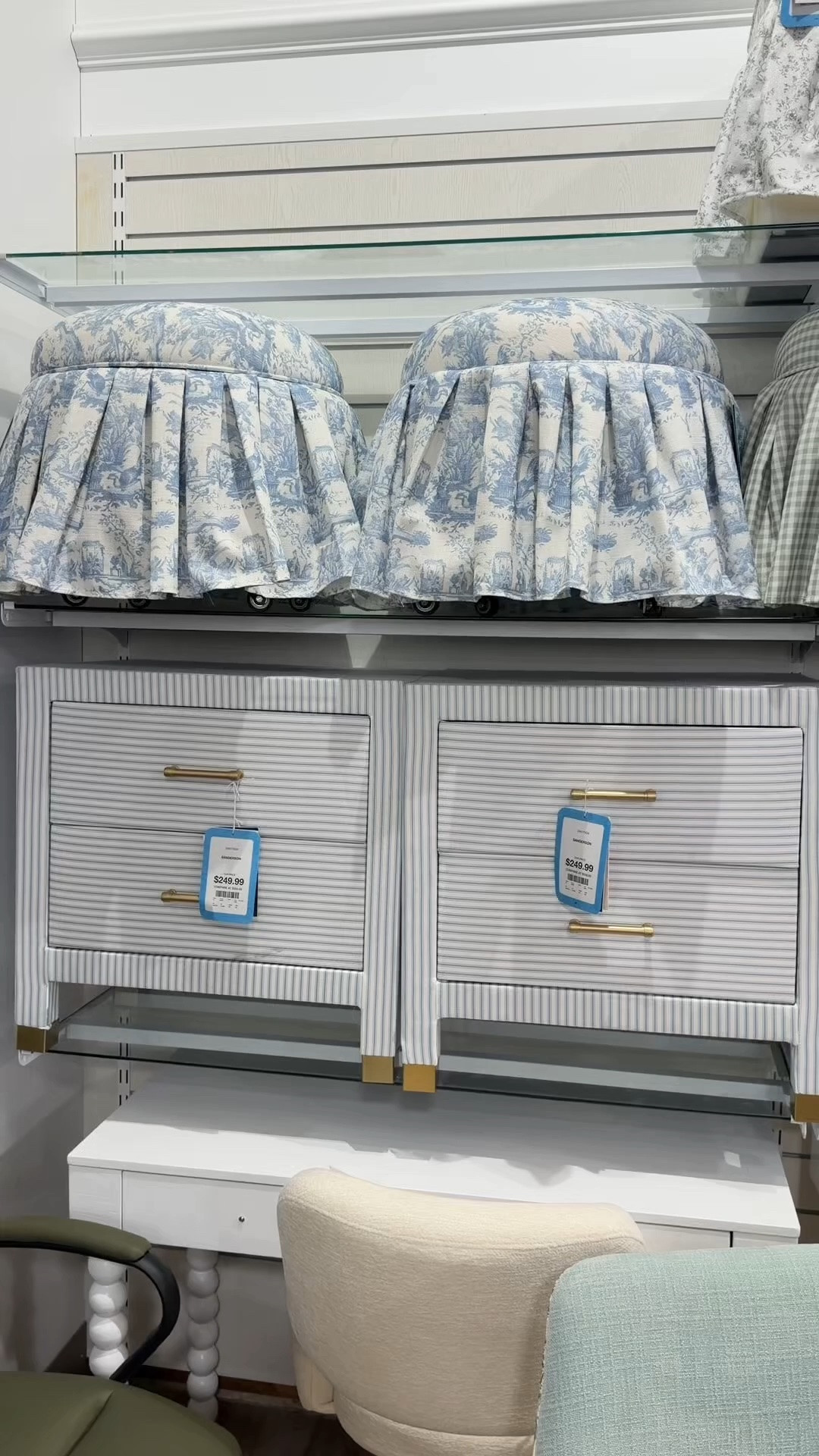 Some summer decor that it’s trending right now! So many cute and affordable finds! #homegoods #tjmaxx