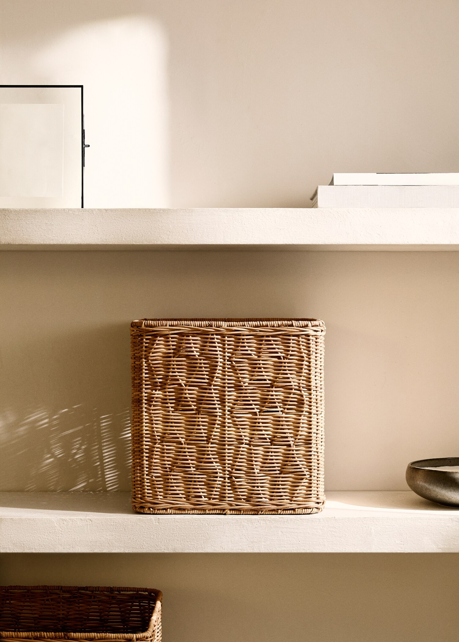 Small square rattan basket - Home | MANGO USA | Mango (US/MX/AU)
