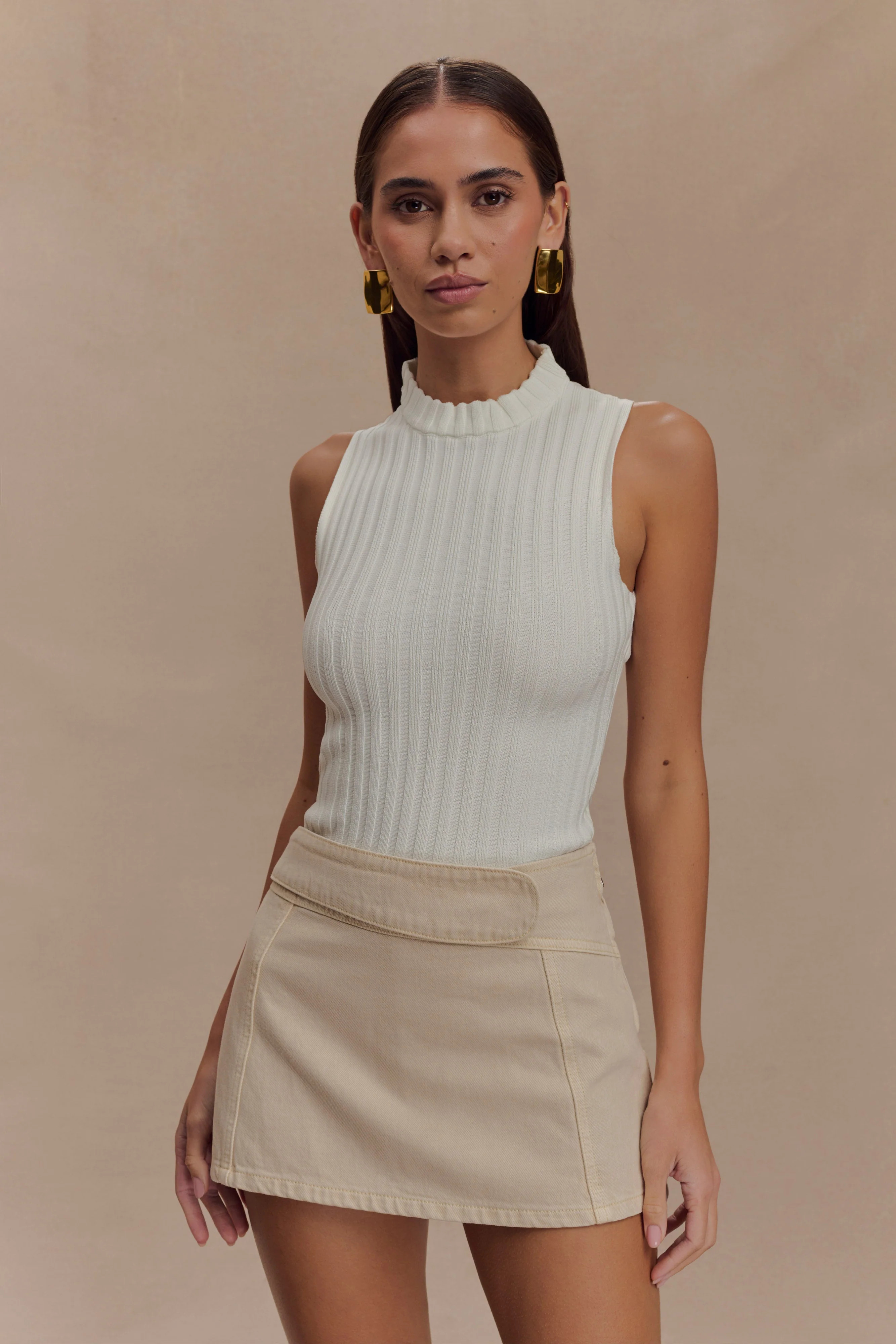 Oona Turtle Neck Knit Top - Ivory | MESHKI US