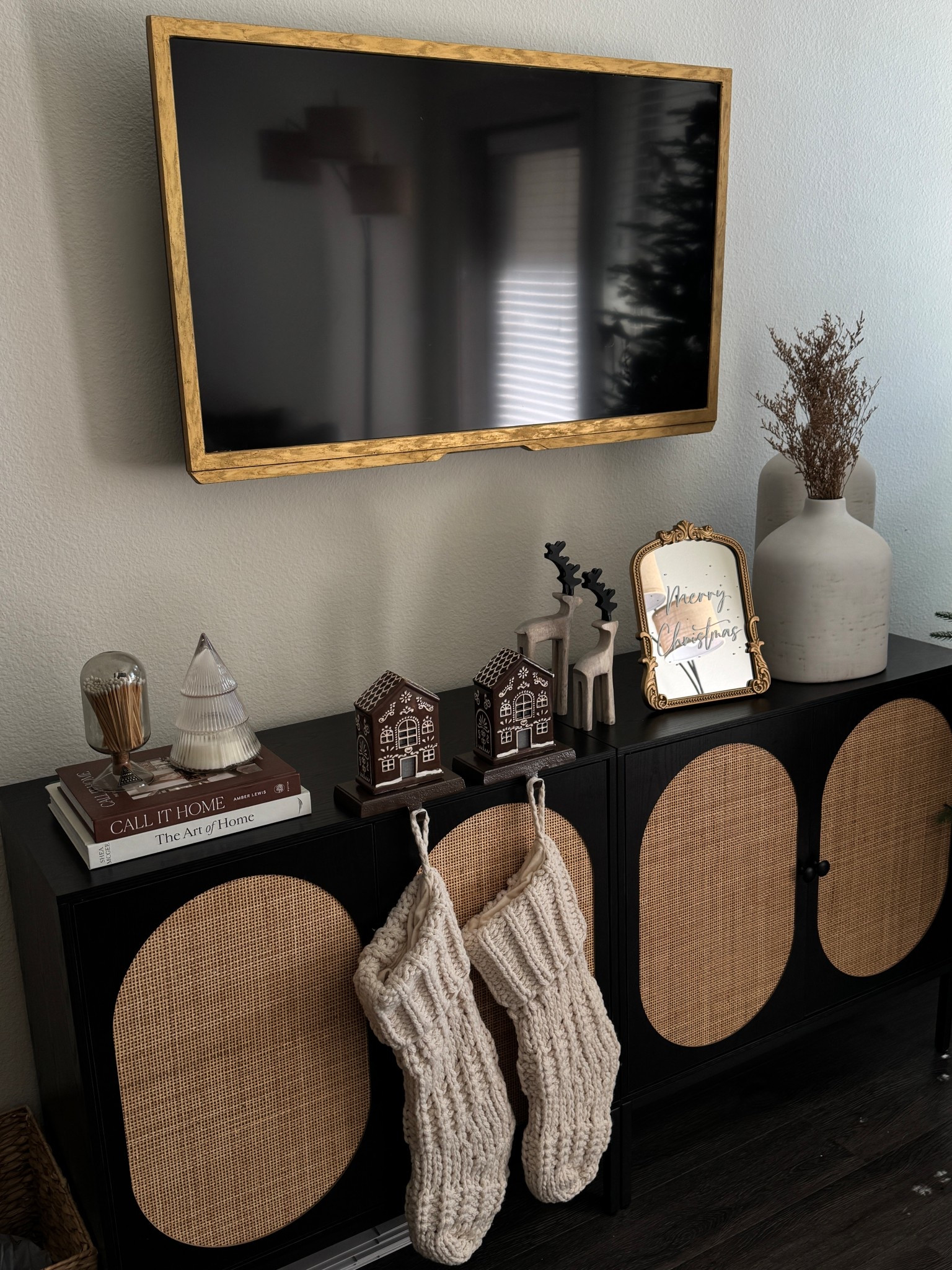 Christmas Decor✨

#LTKHome #LTKStyleTip #LTKFindsUnder50