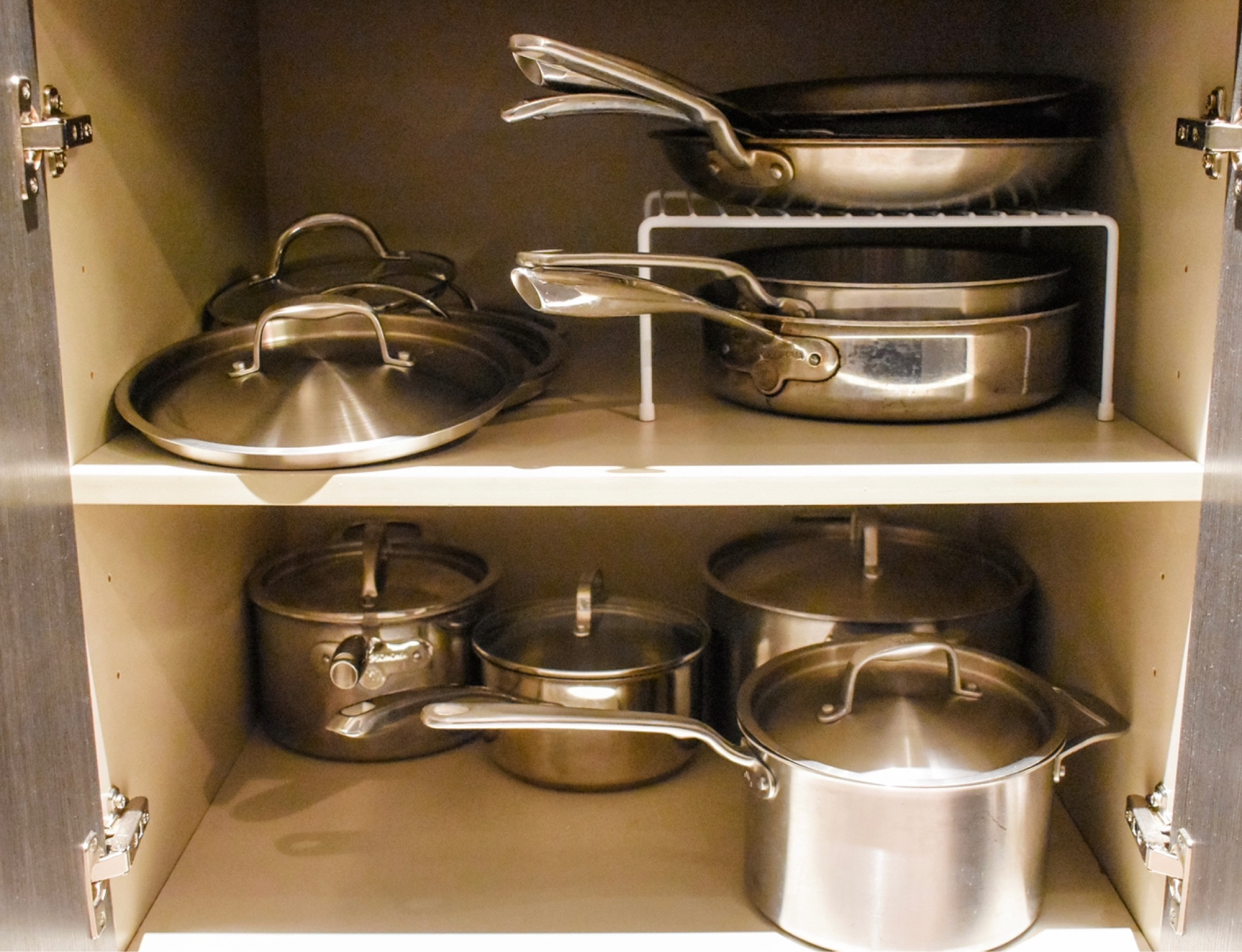 Kitchen Cabinet Organization

#organization #kitchen #organizer #homeorganization #thecontainerstore #momease

#LTKunder50 #LTKhome