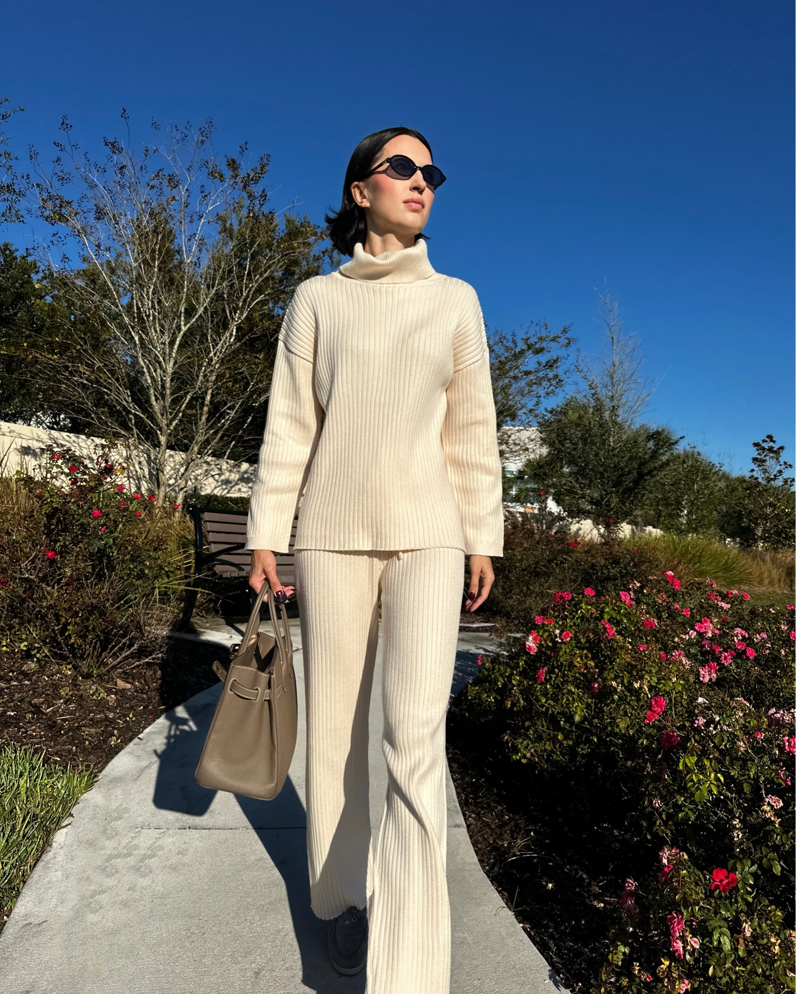 My style lately: comfy, classy, and delivered to my doorstep in 24 hours.

#affordablestyle #amazonfashionfinds #ootdinspo #chiconabudget #amazonstyle #everydaychic #amazonoutfits #effortlessstyle #budgetfriendlyfashion #amazonlooks #styleforless #amazonootd #casualchic #amazonwardrobe #affordablechic 


#LTKTall #LTKootd #LTKSeasonal