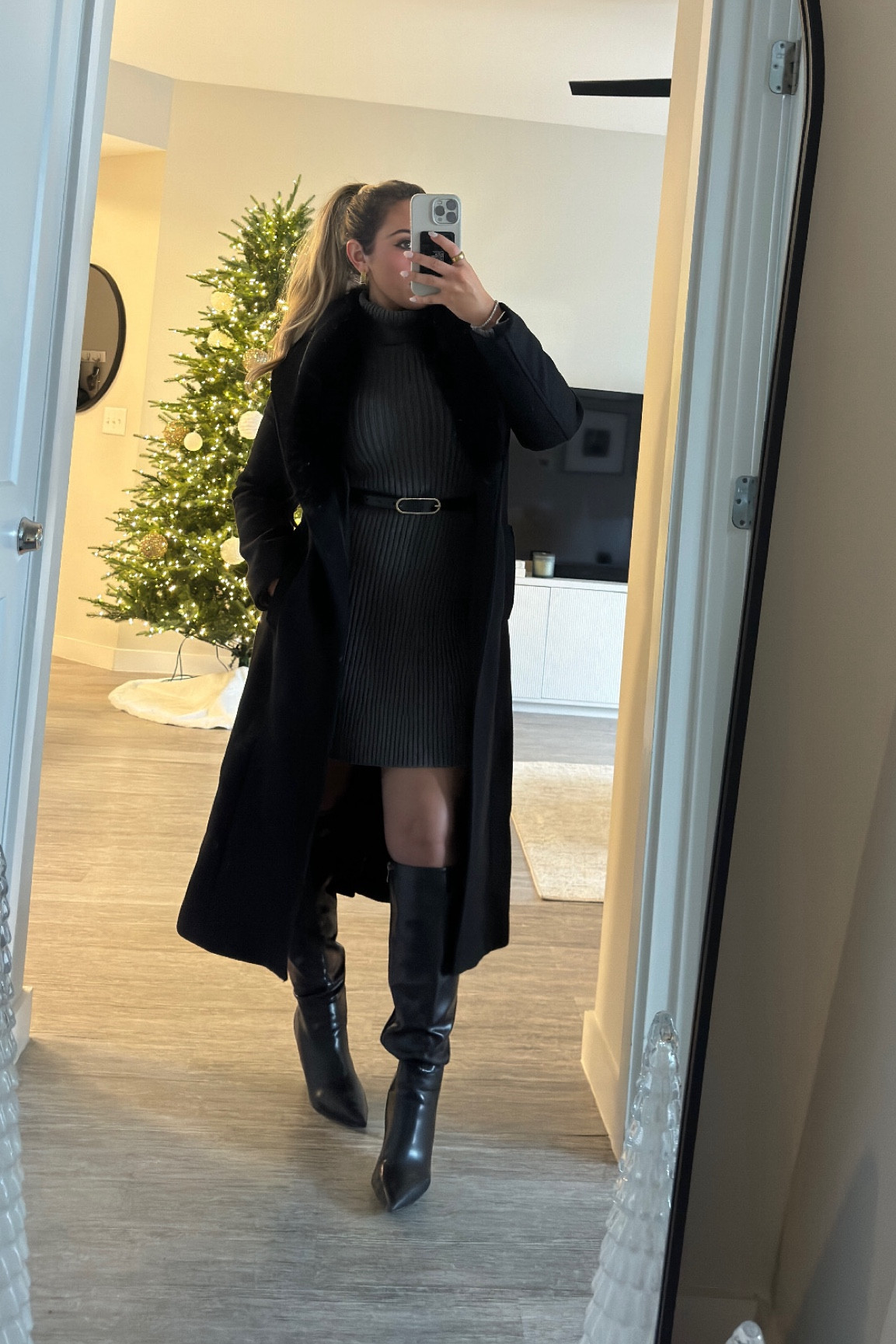 Thanksgiving fit! wearing a size M in the dress 🤎

#LTKSeasonal