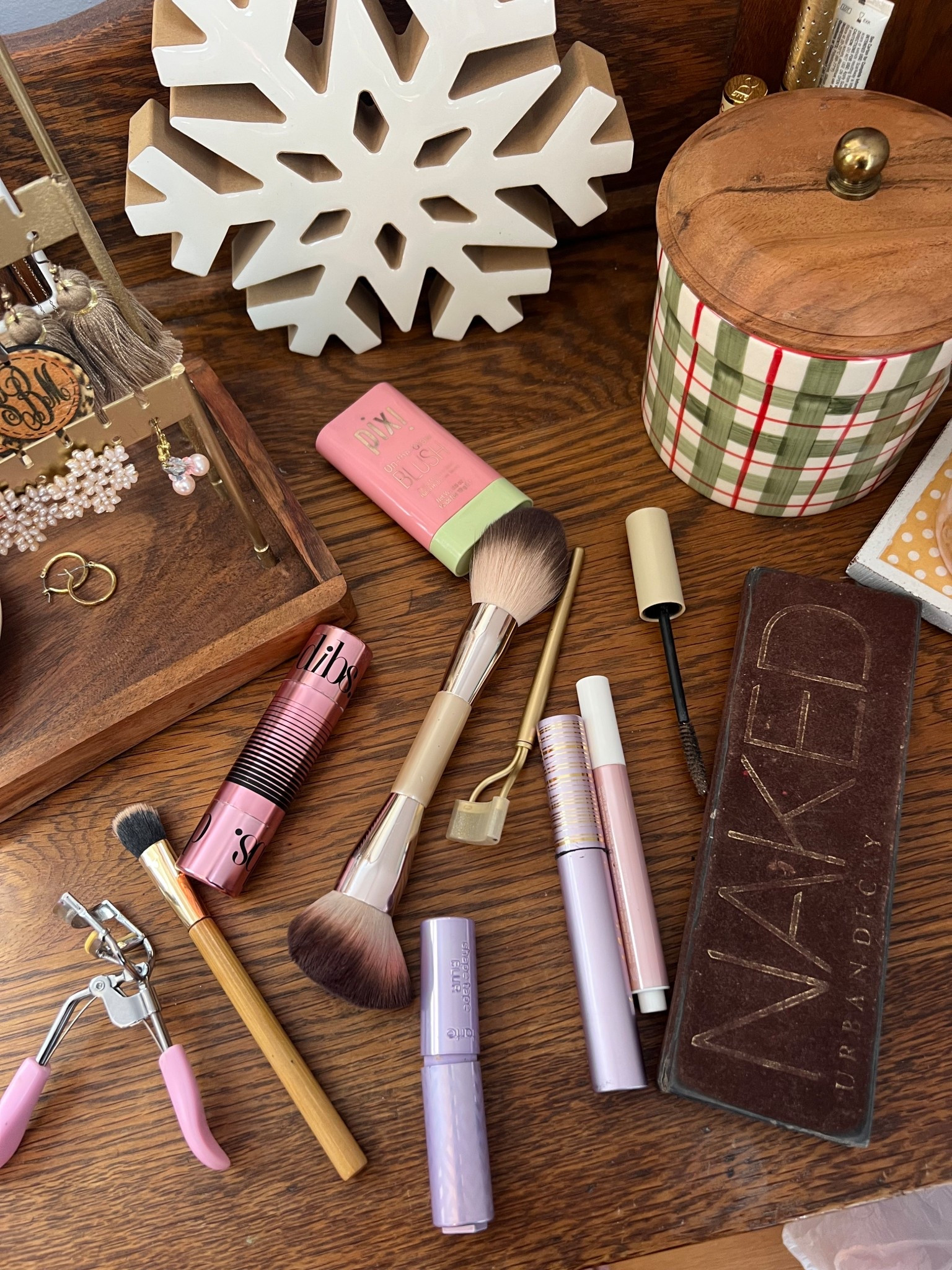 daily makeup routine 

#LTKmorningroutine #LTKGiftGuide #LTKBeauty