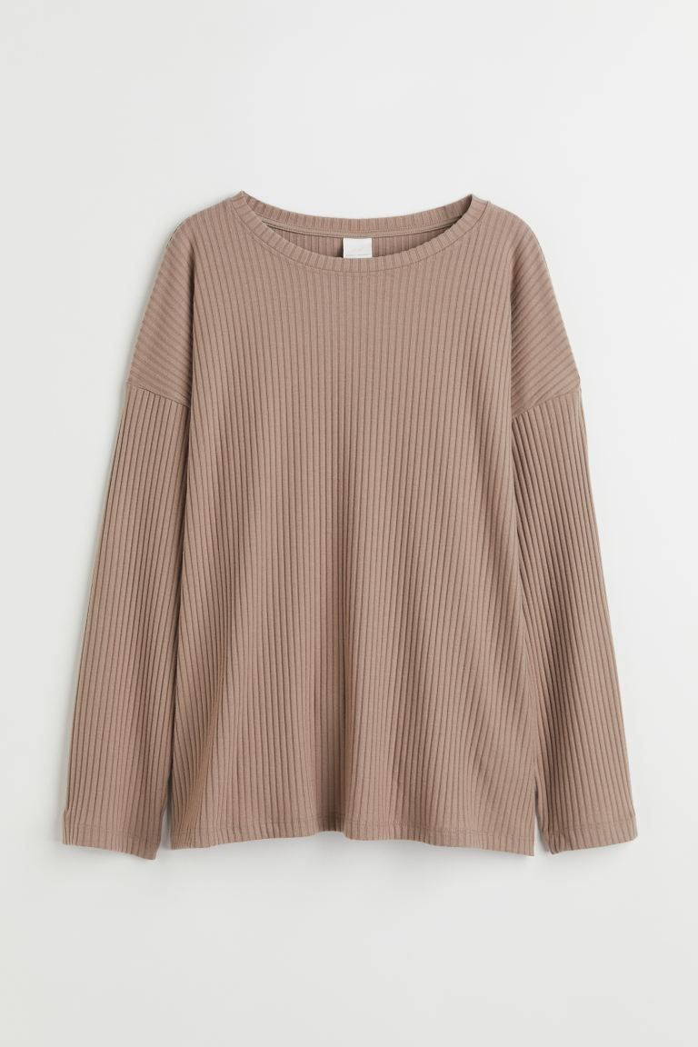 Relaxed-fit top in ribbed jersey with soft, brushed finish. Narrow trim at neckline and dropped s... | H&M (US)